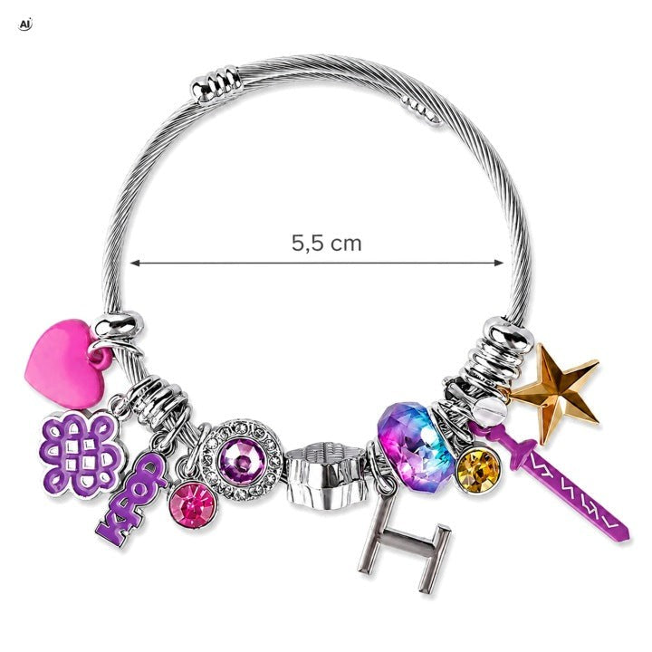 Bransoletka z kolorowymi zawieszkami charms, regulowana