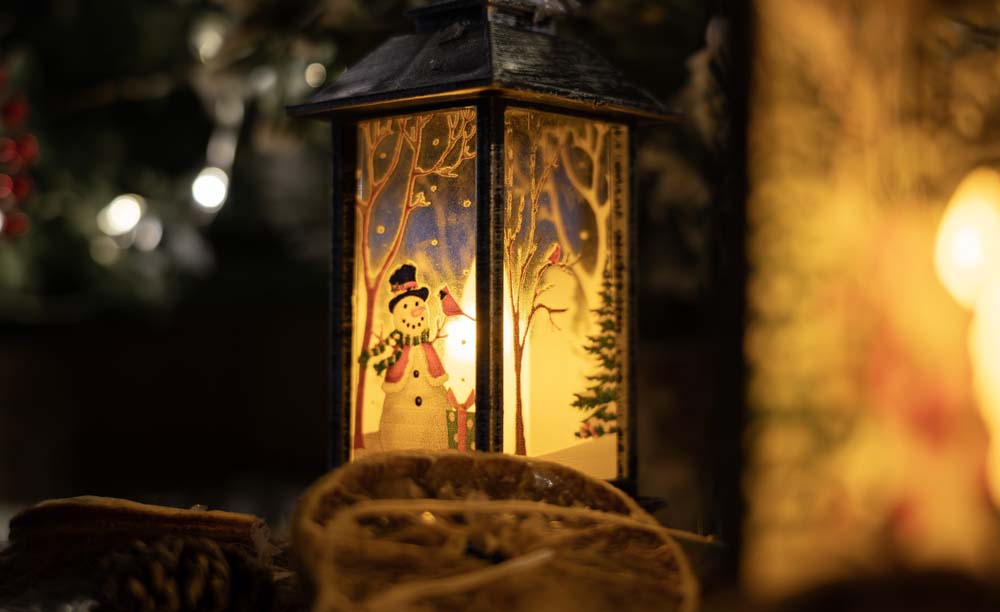 Świąteczny lampion LED z ruchomym płomieniem