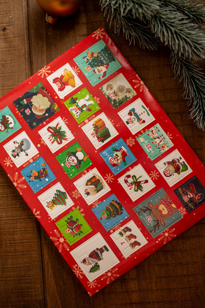 Kalendarz Adwentowy z Biżuterią