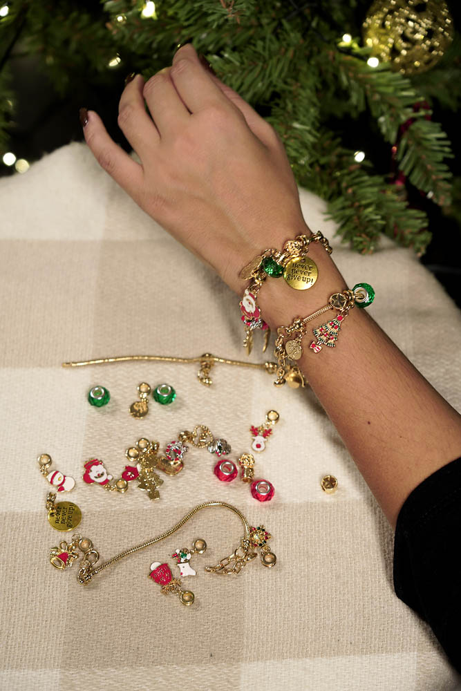 Kalendarz Adwentowy z Biżuterią