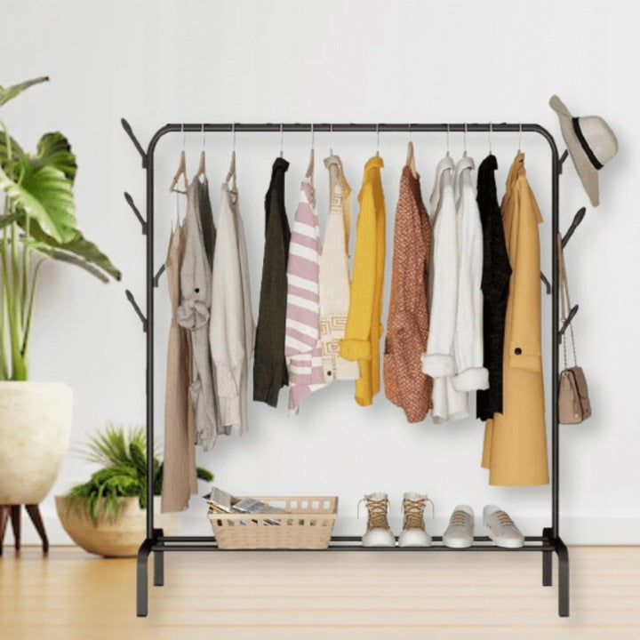 Czarny Metalowy Wieszak Na Ubrania