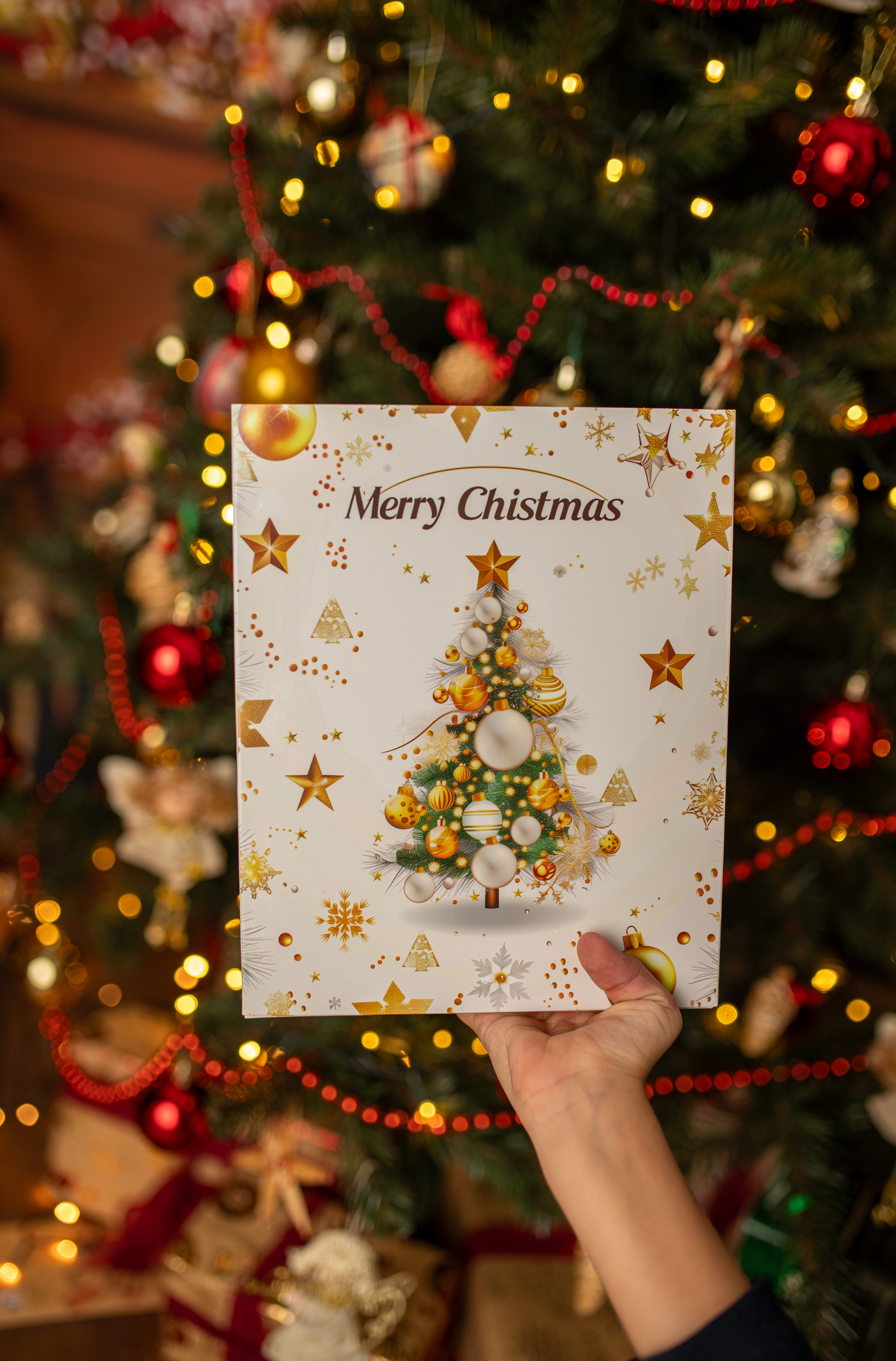 Świąteczny Kalendarz Adwentowy Z Biżuterią