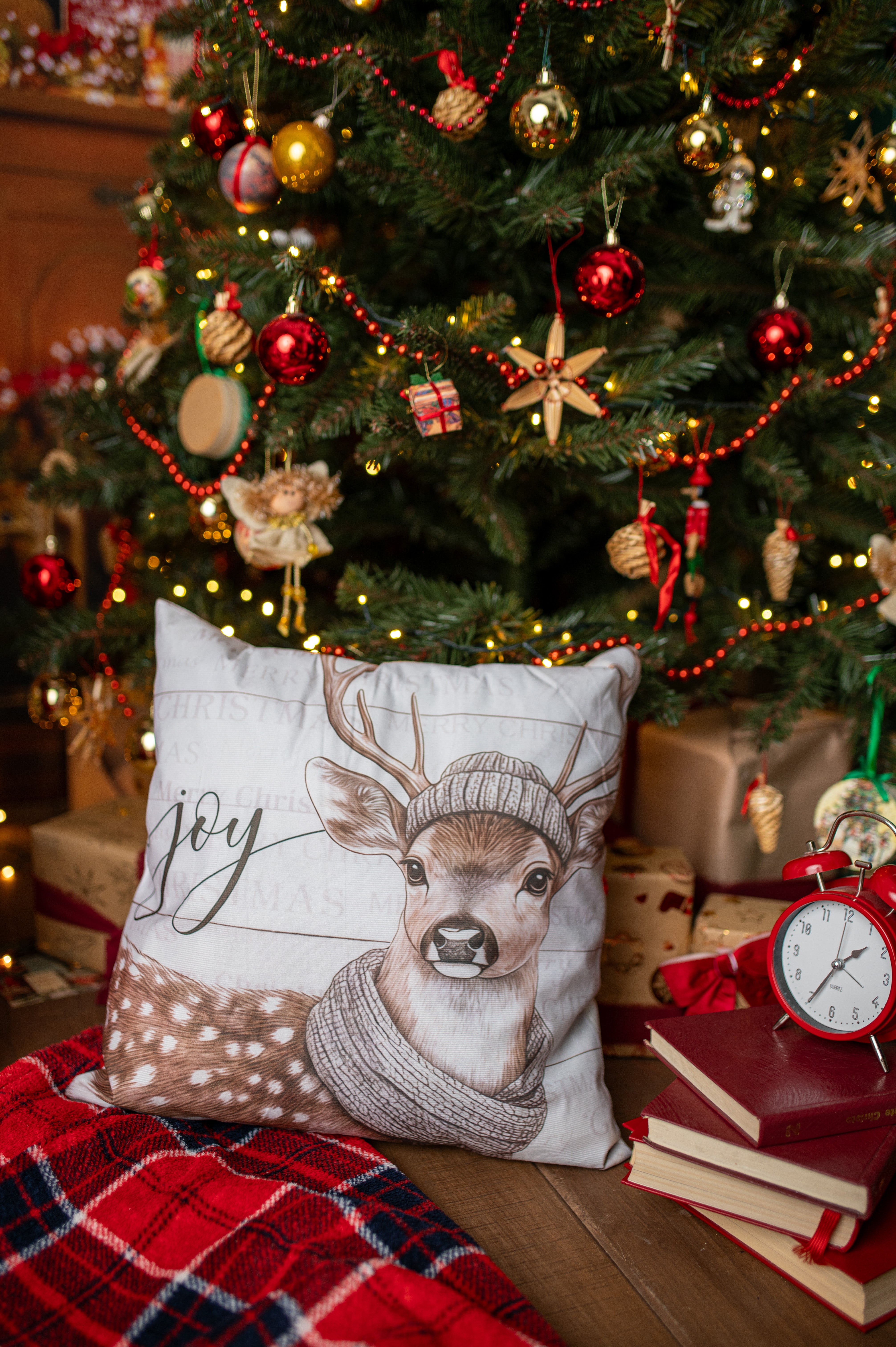 Poszewka na Poduszkę z Motywem Renifera 44×44cm