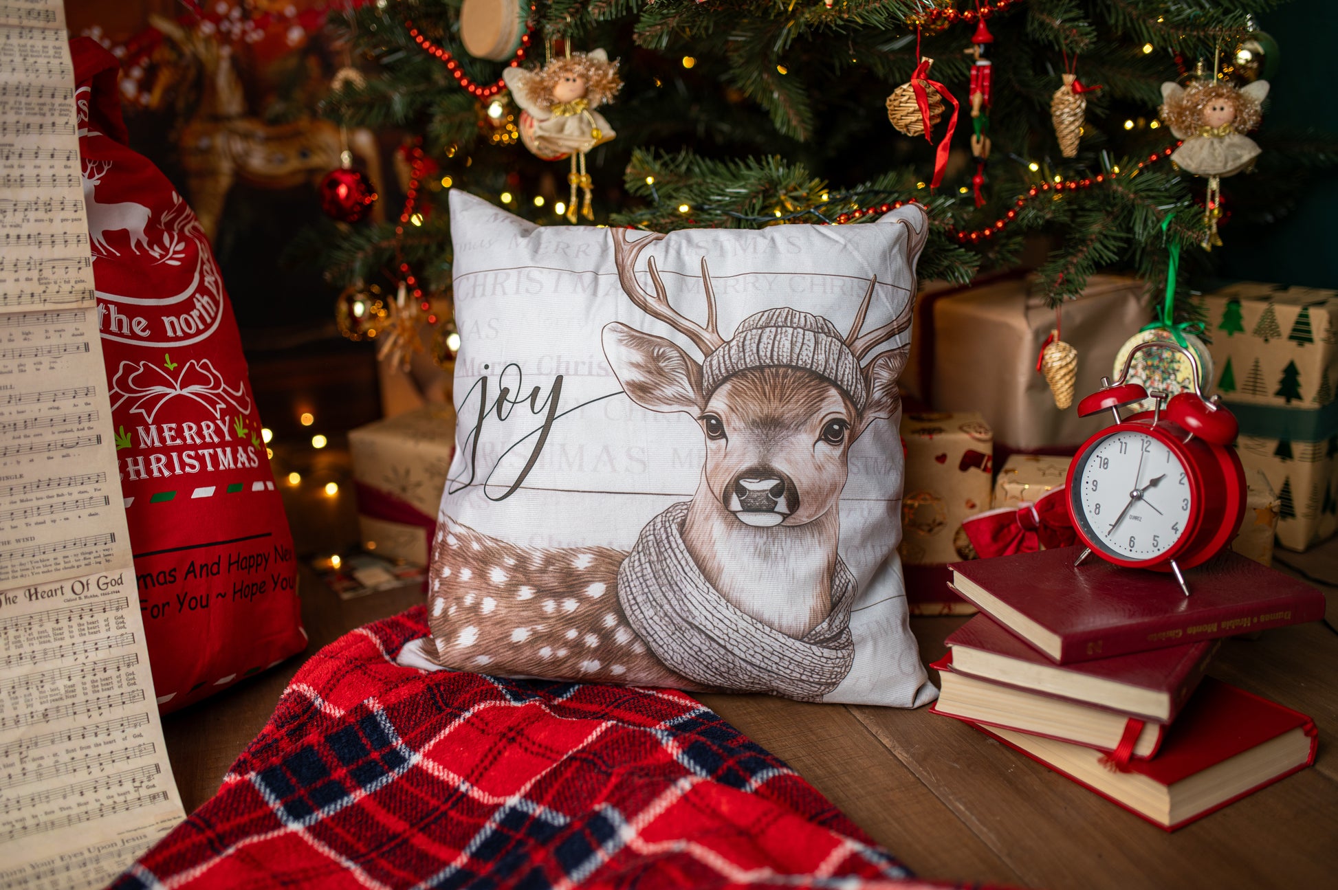 Poszewka na Poduszkę z Motywem Renifera 44×44cm