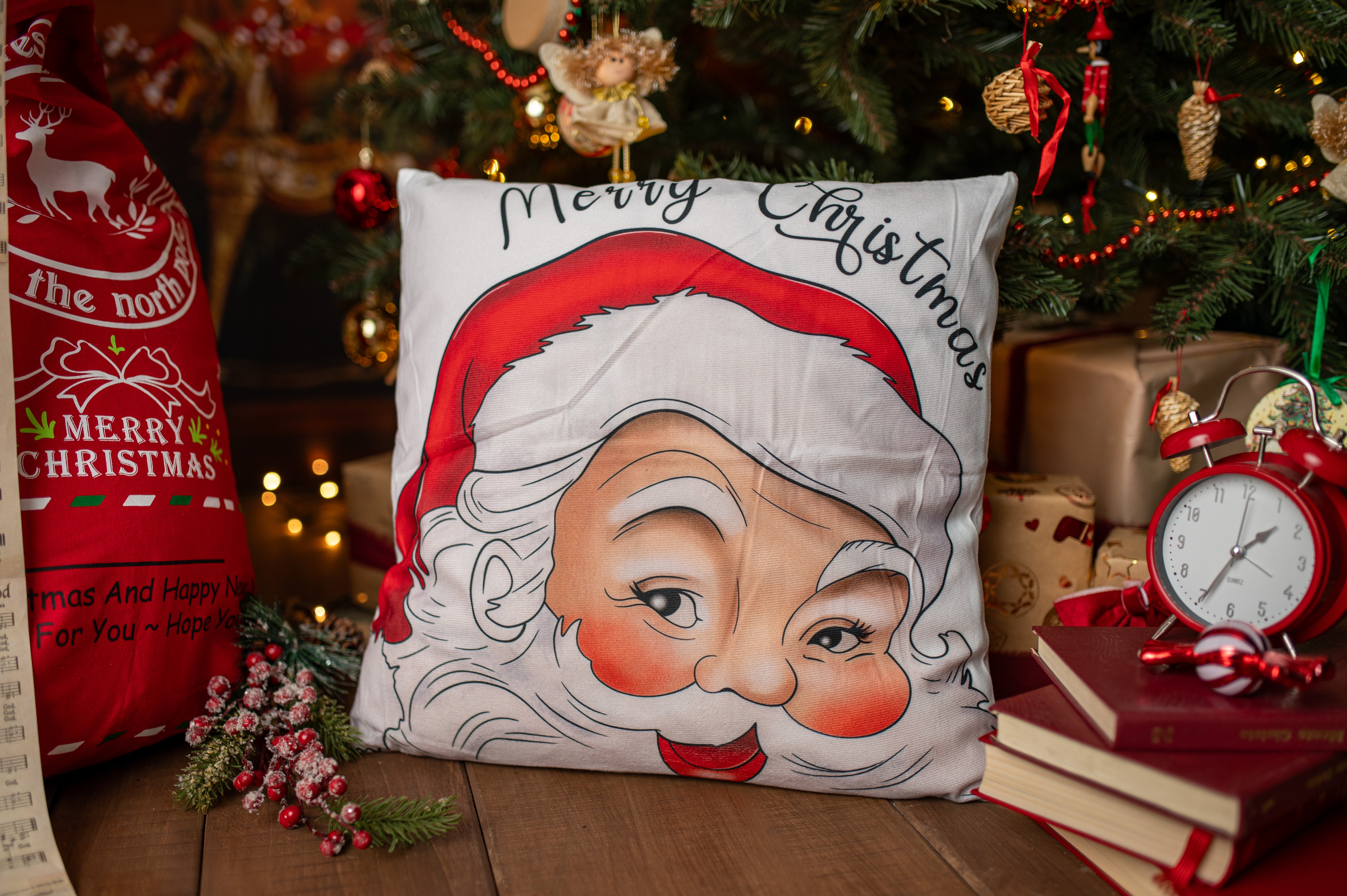 Poszewka Na Poduszkę Świąteczna z Motywem Mikołaja 44×44cm