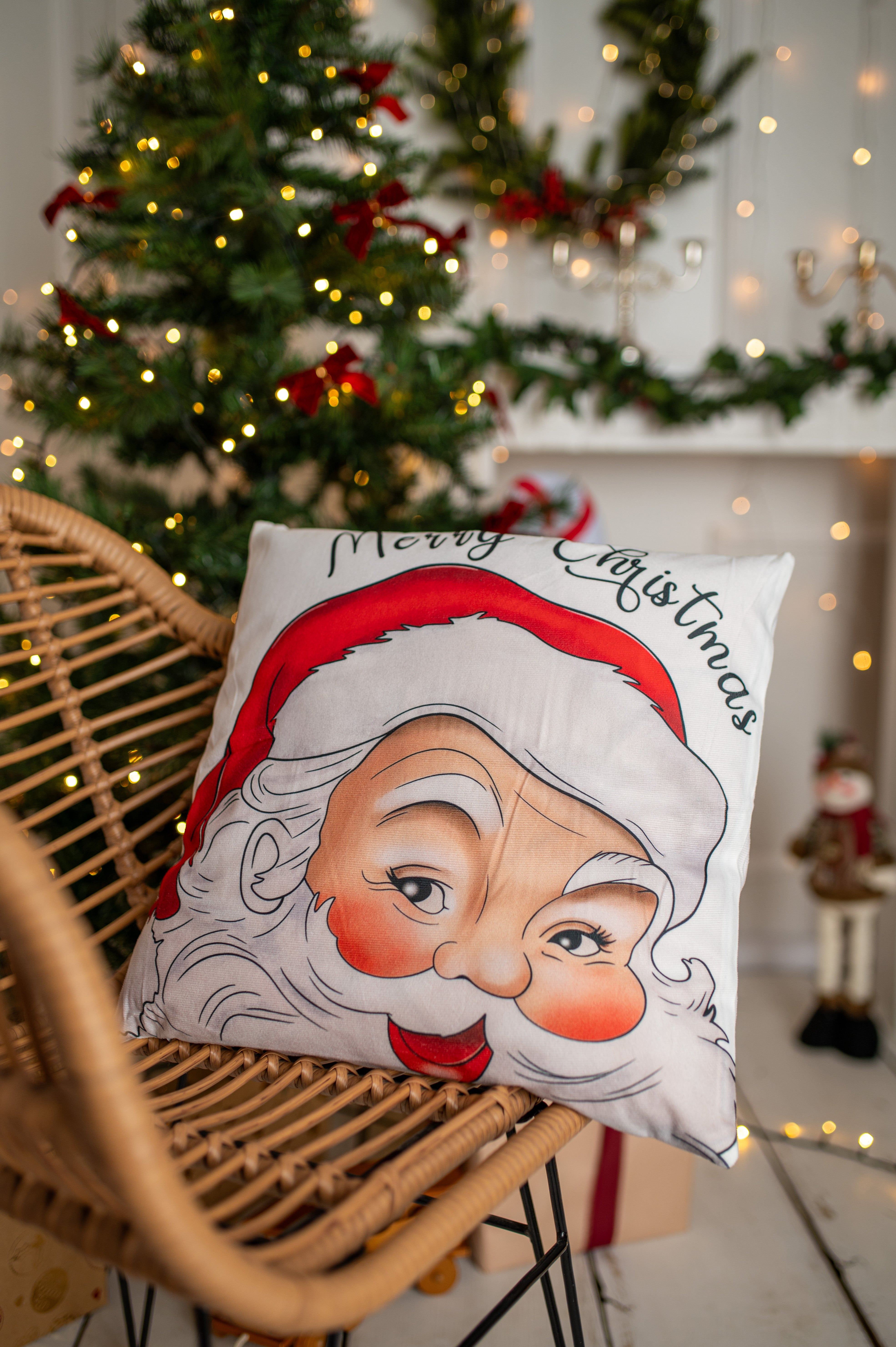 Poszewka Na Poduszkę Świąteczna z Motywem Mikołaja 44×44cm