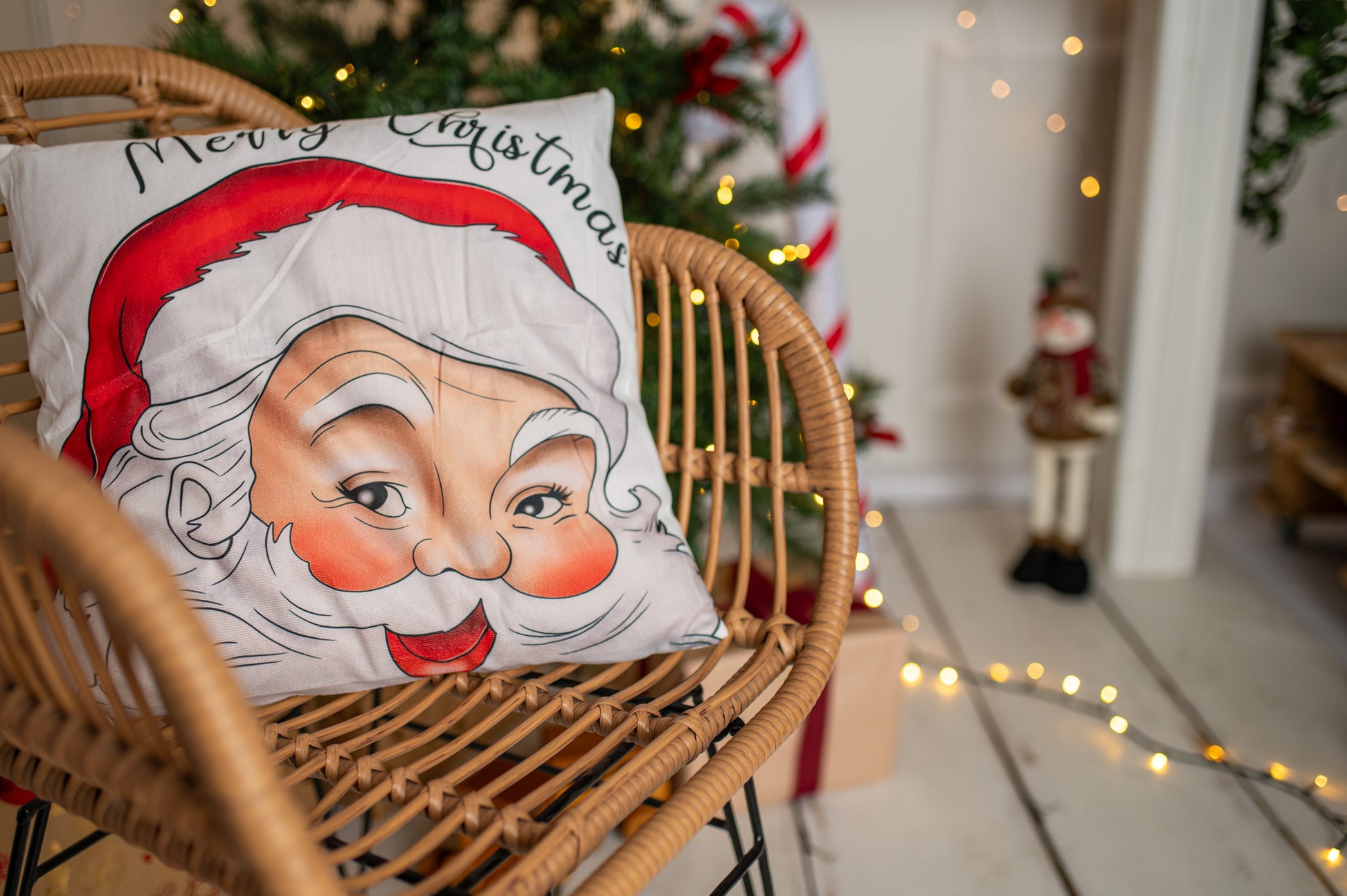 Poszewka Na Poduszkę Świąteczna z Motywem Mikołaja 44×44cm