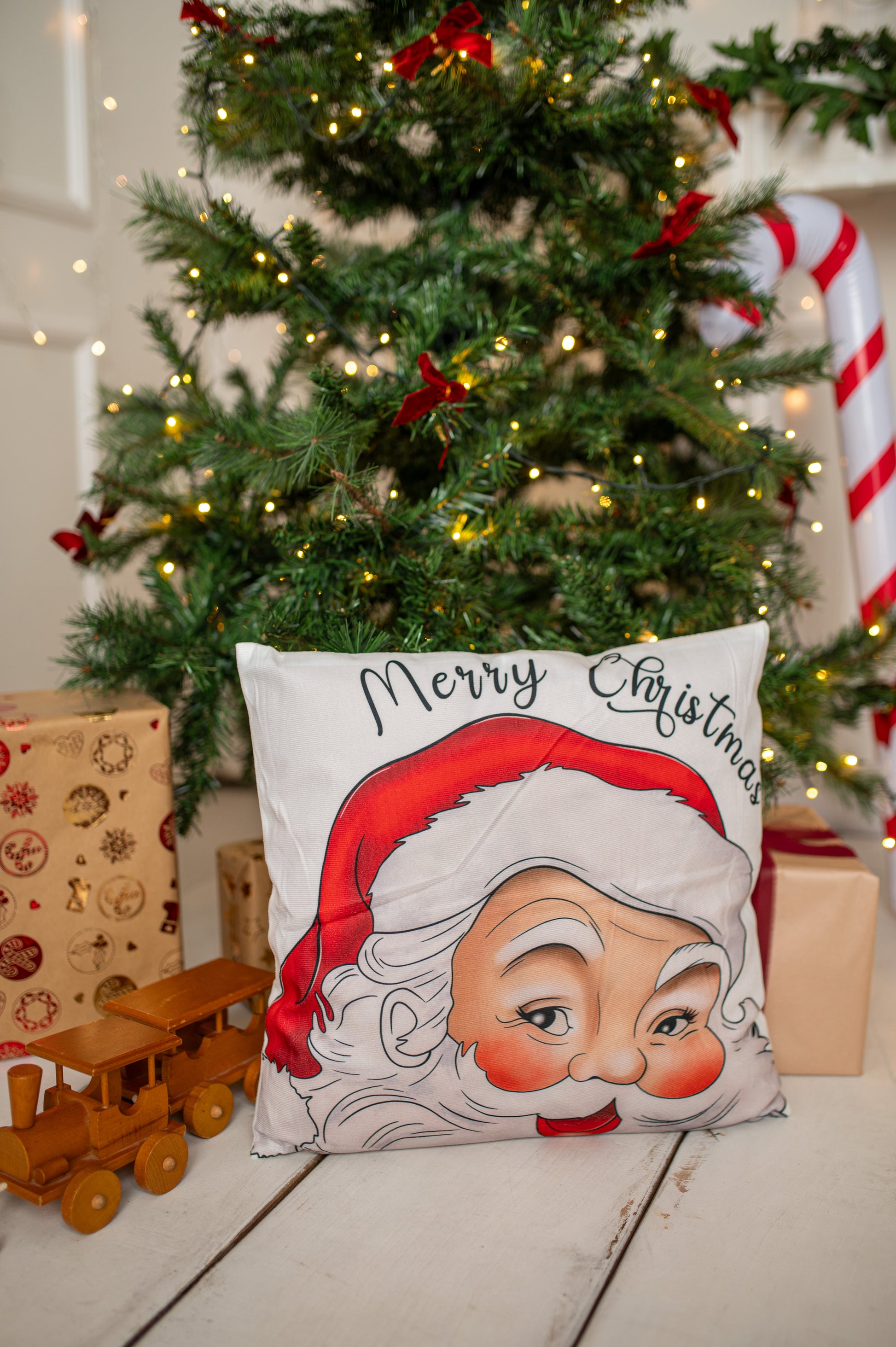 Poszewka Na Poduszkę Świąteczna z Motywem Mikołaja 44×44cm