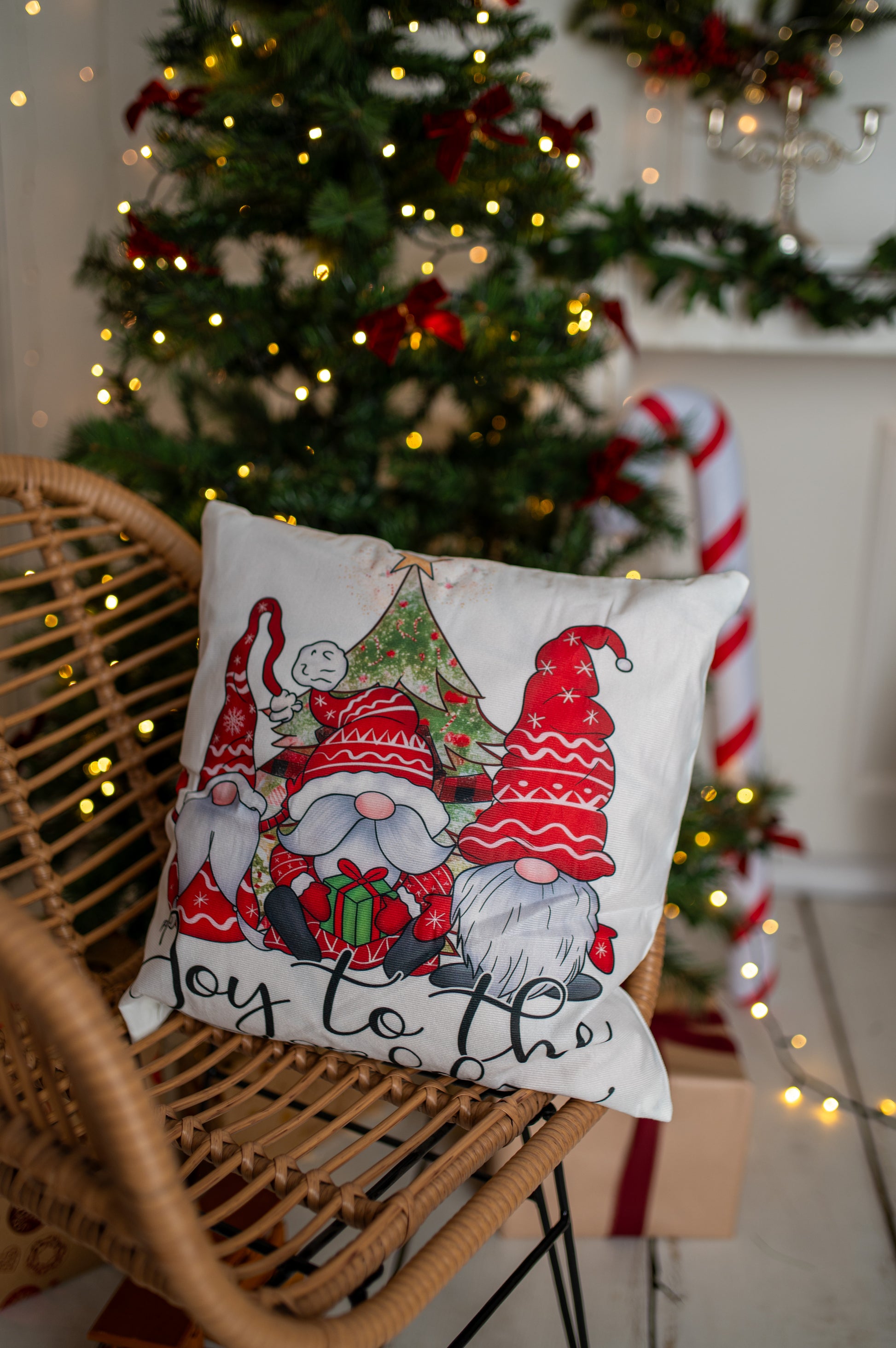 Świąteczna Poszewka Dekoracyjna na Poduszkę Ozdobną