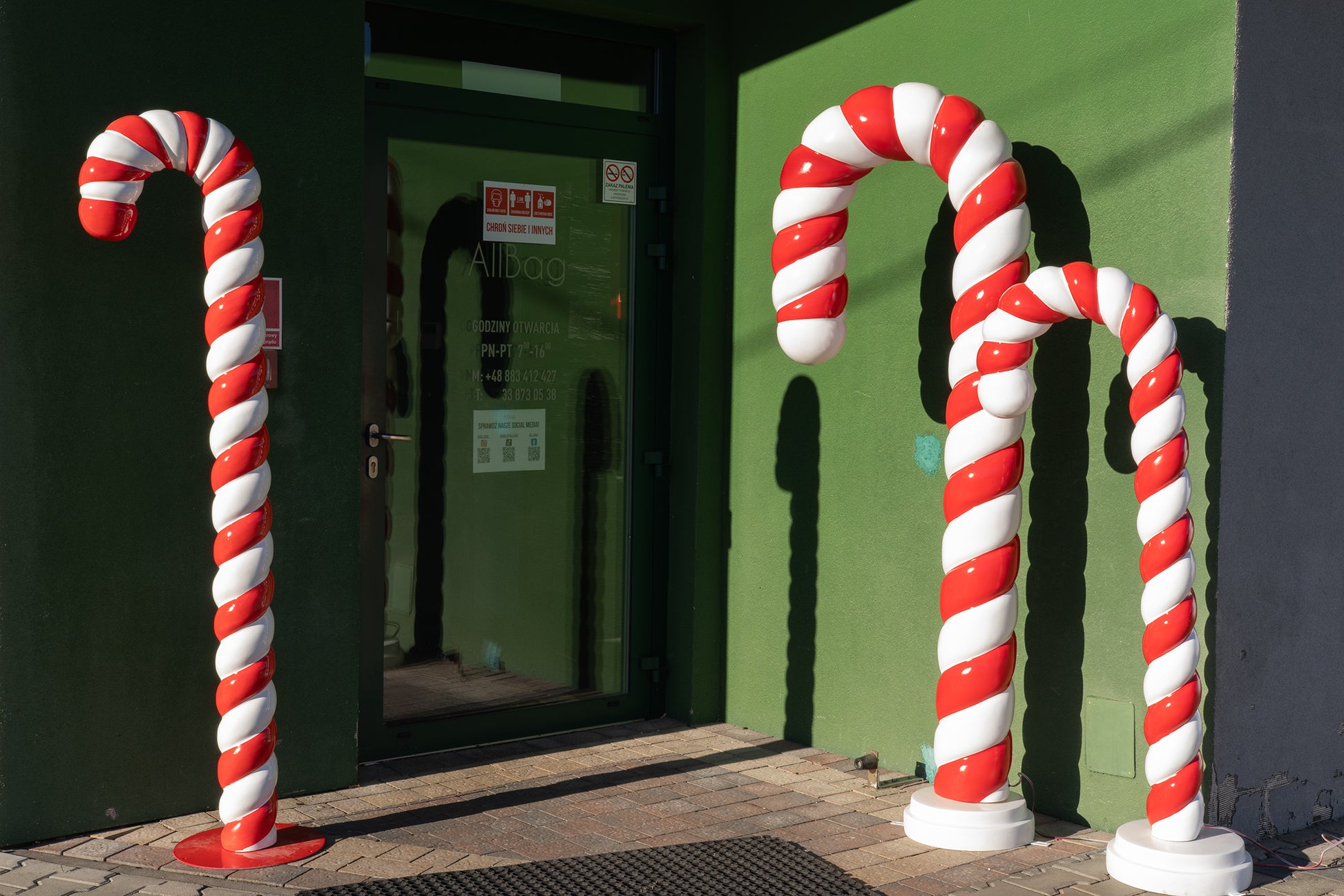 Świąteczna Laska Cukrowa 196 cm – Ogrodowa Dekoracja Figurka