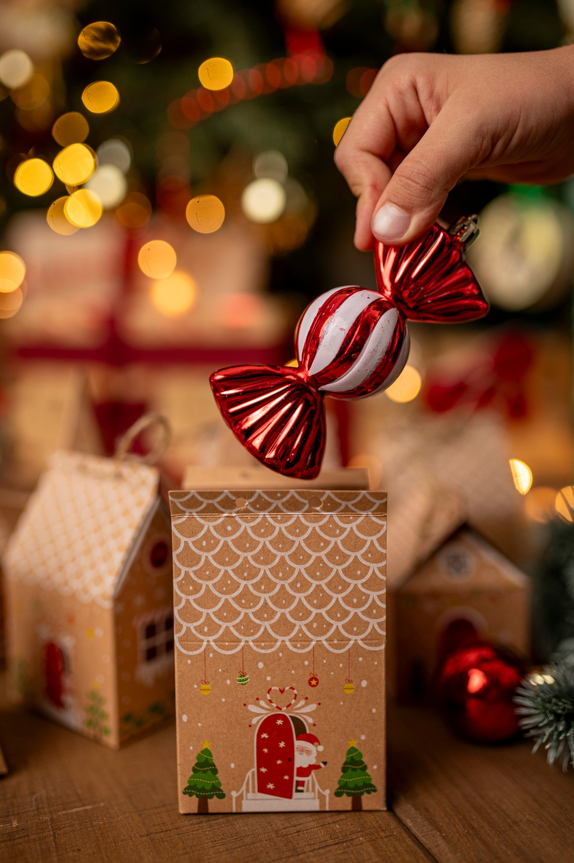 Pudełkowy kalendarz adwentowy 3D Domek