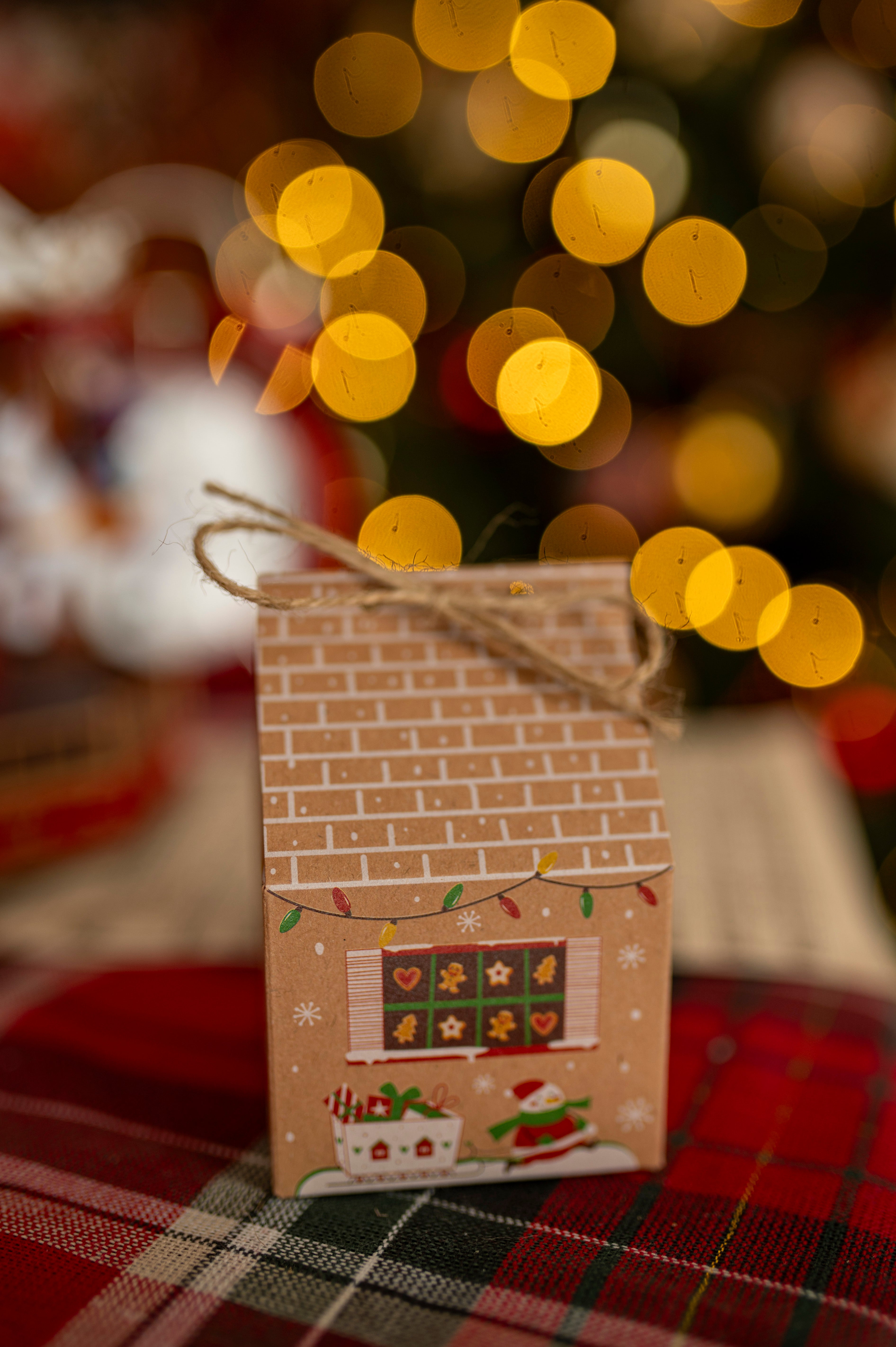 Pudełkowy kalendarz adwentowy 3D Domek