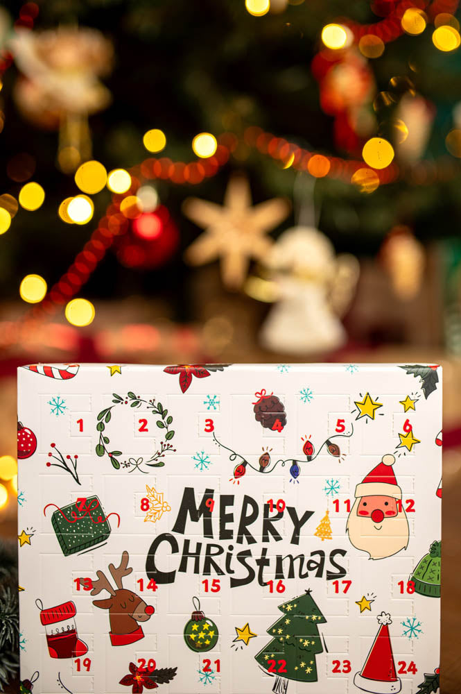 Kalendarz Adwentowy z Biżuterią