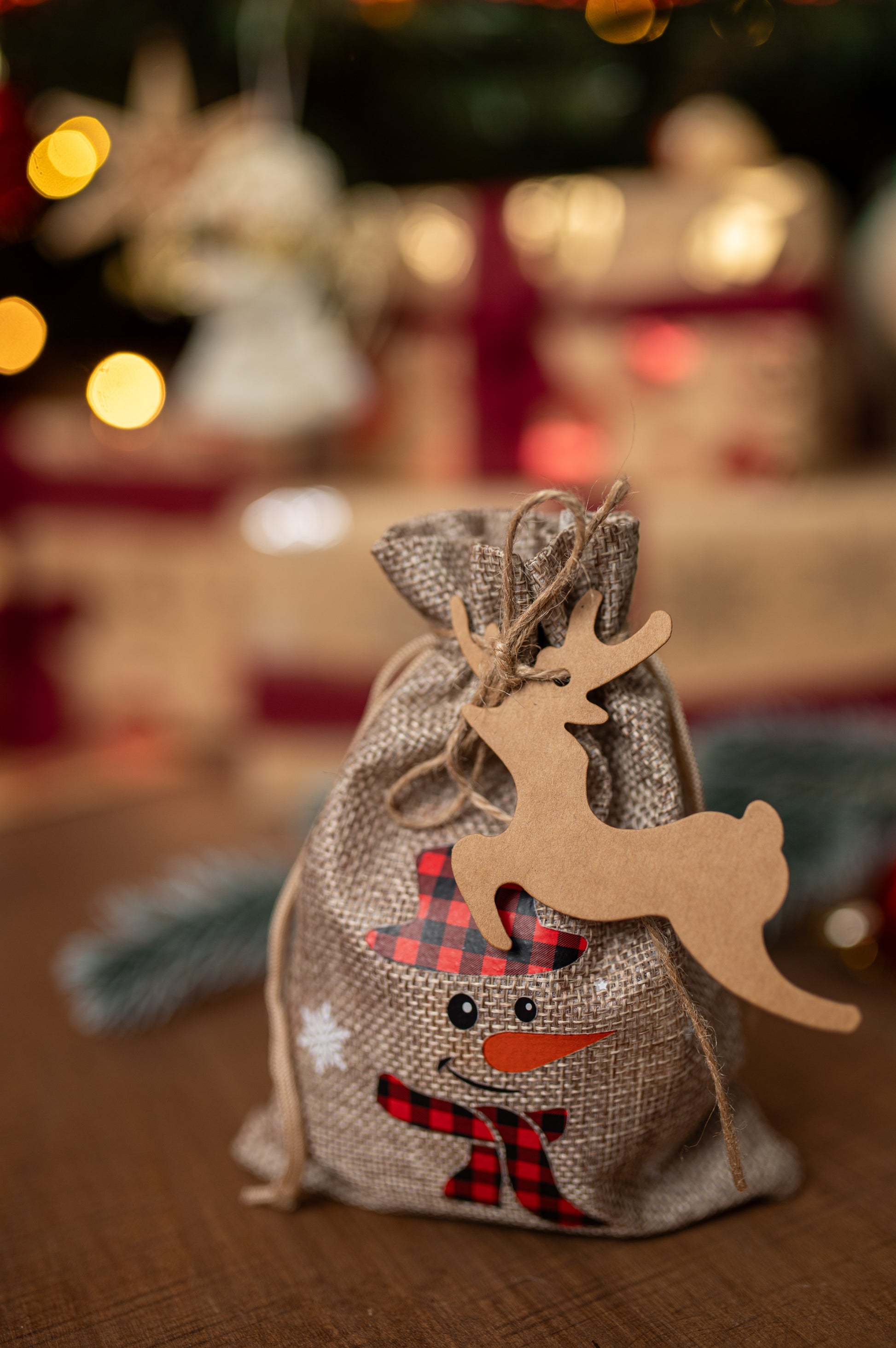 \\10.0.0.111\wspolne\Święta 2025\papier toaletowy świąteczny 10szt