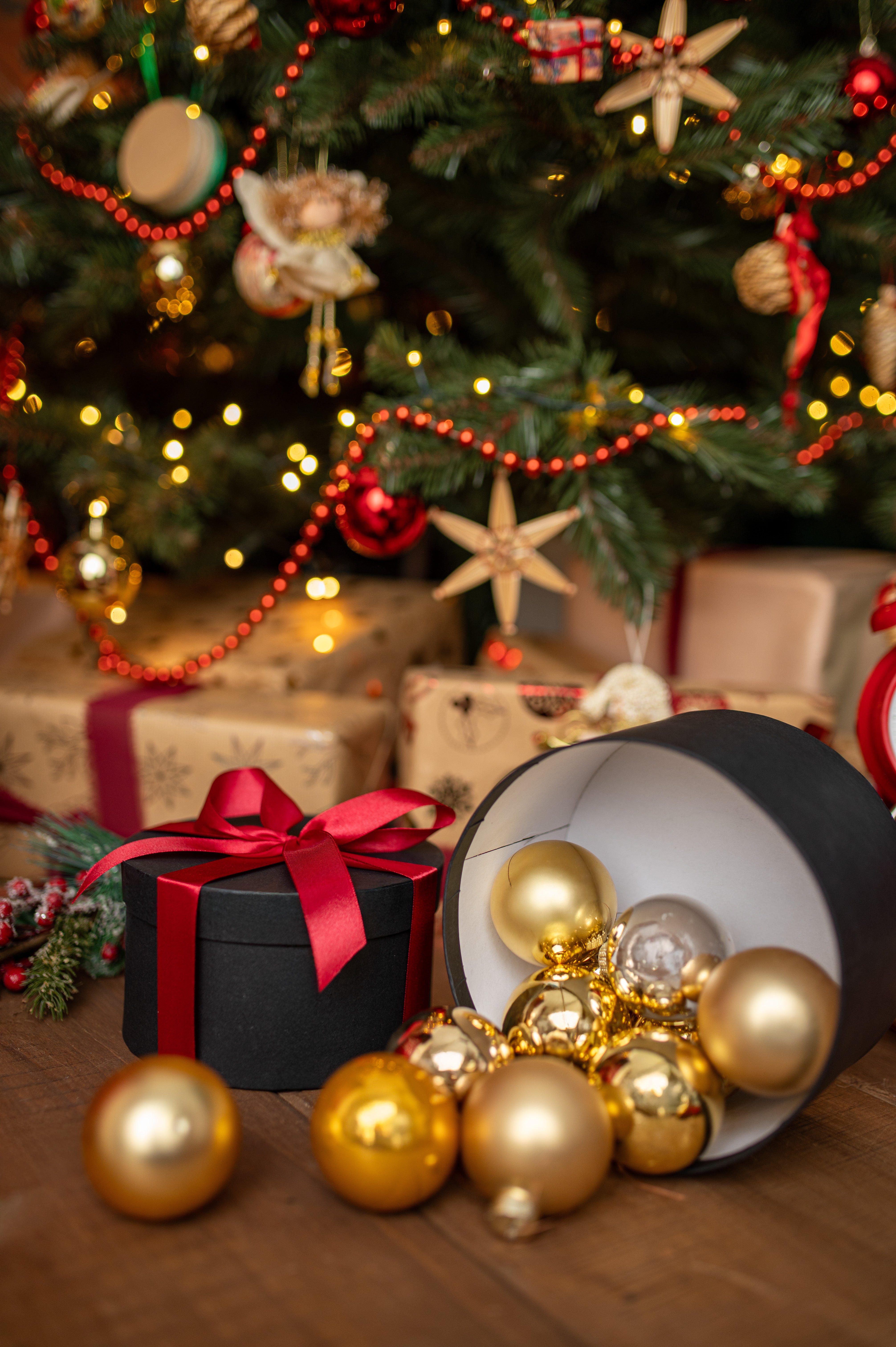 Zestaw Czarnych Pudełek Prezentowych 4szt.