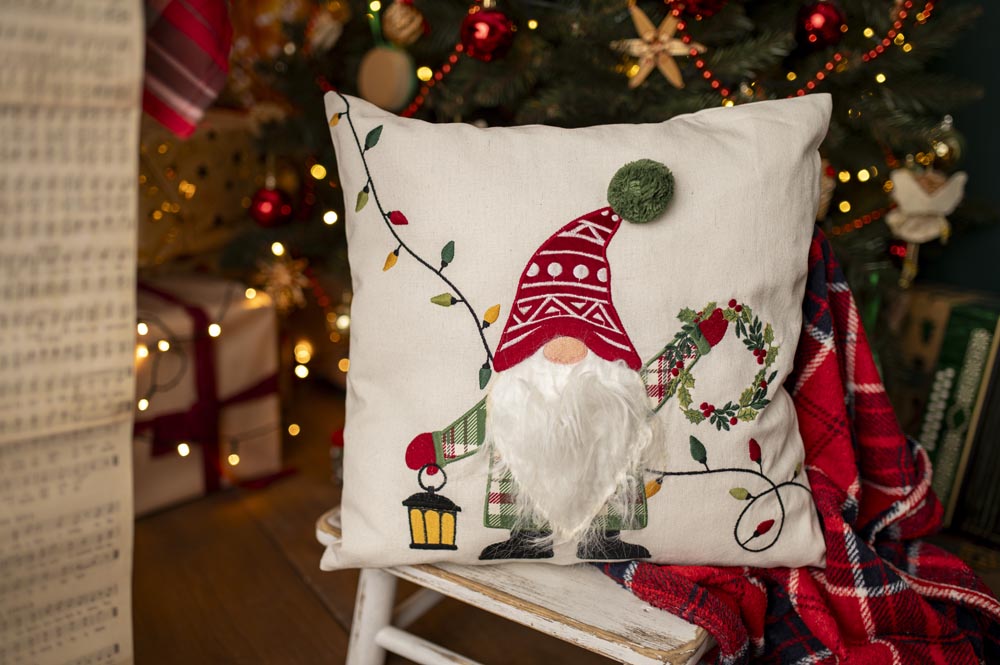 Pluszowa Poduszka Skrzat 45x45cm