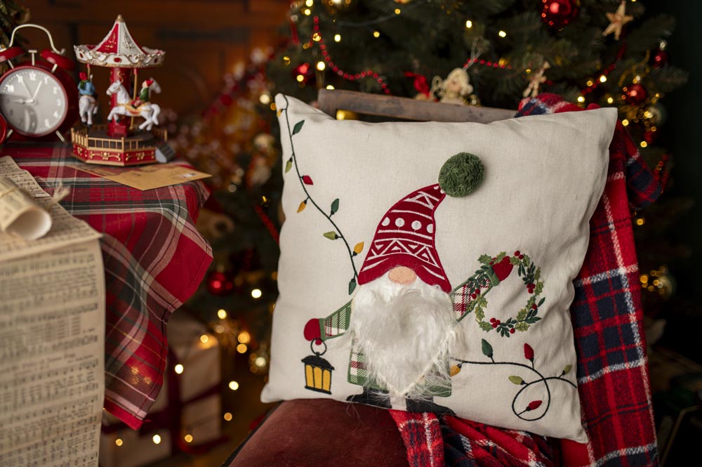 Pluszowa Poduszka Skrzat 45x45cm