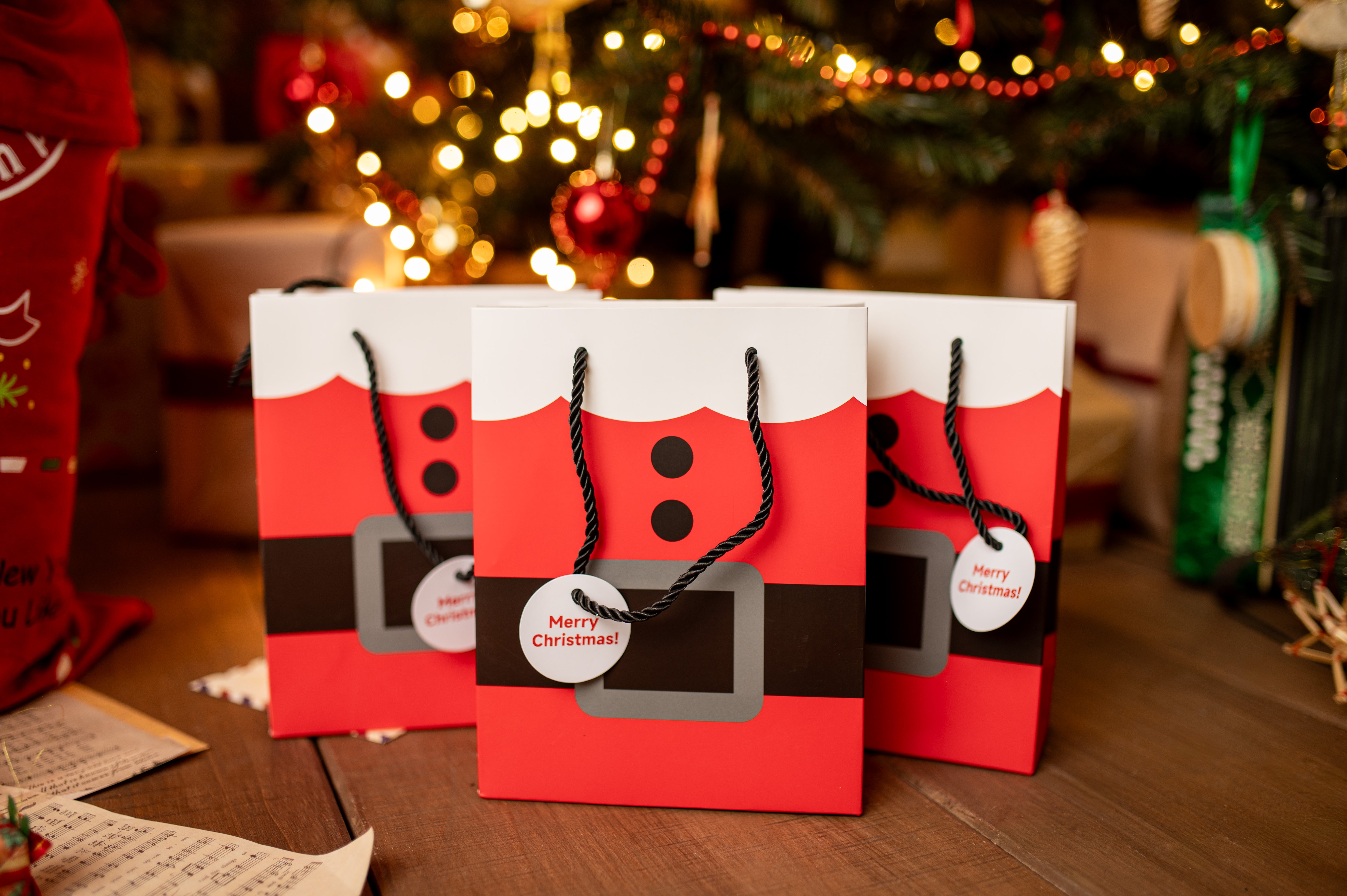 Torba Papierowa Strój Mikołaj 175x75x225mm 3szt