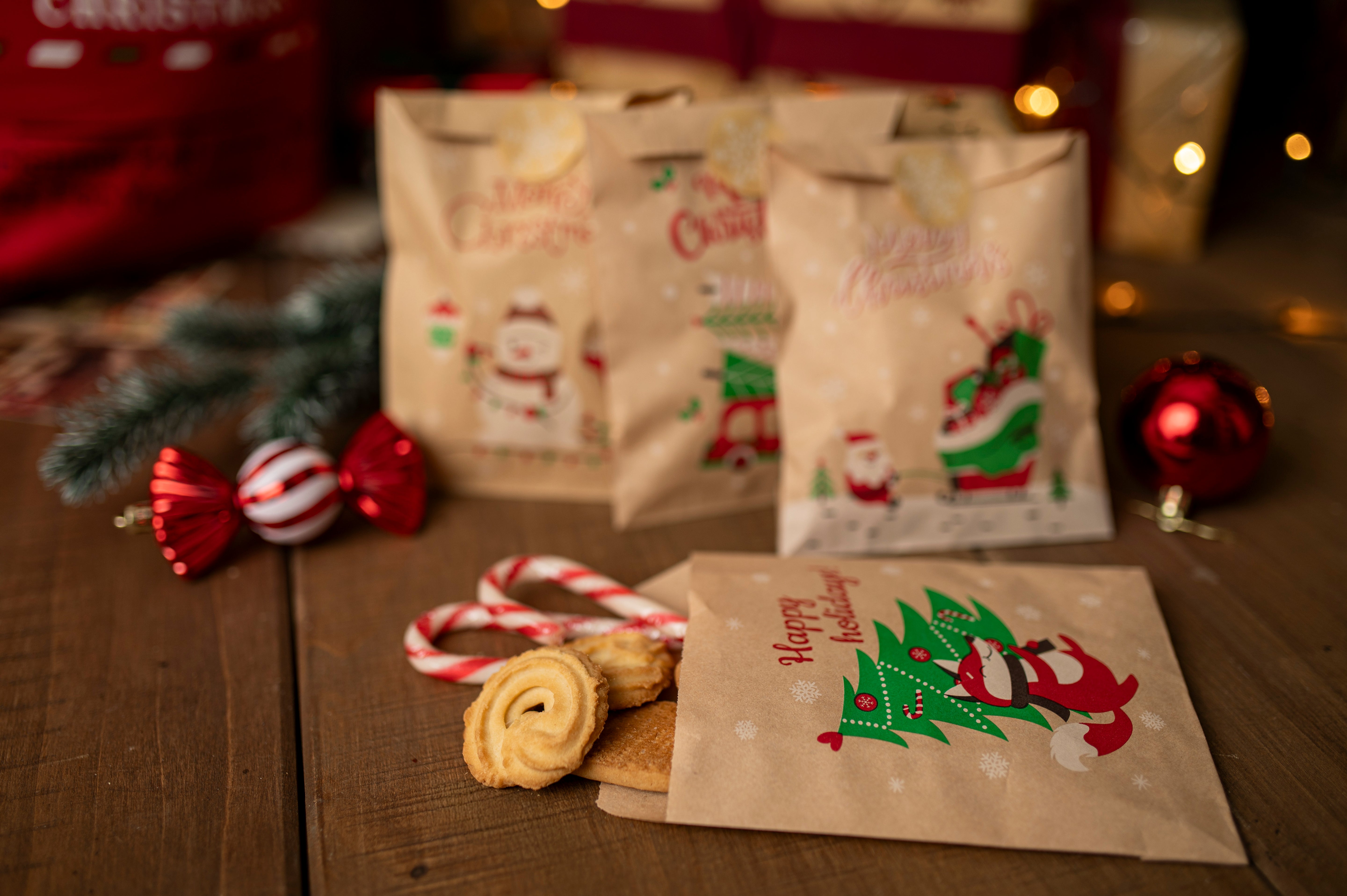 Papierowy kalendarz adwentowy 130x180mm Kraft z naklejkami