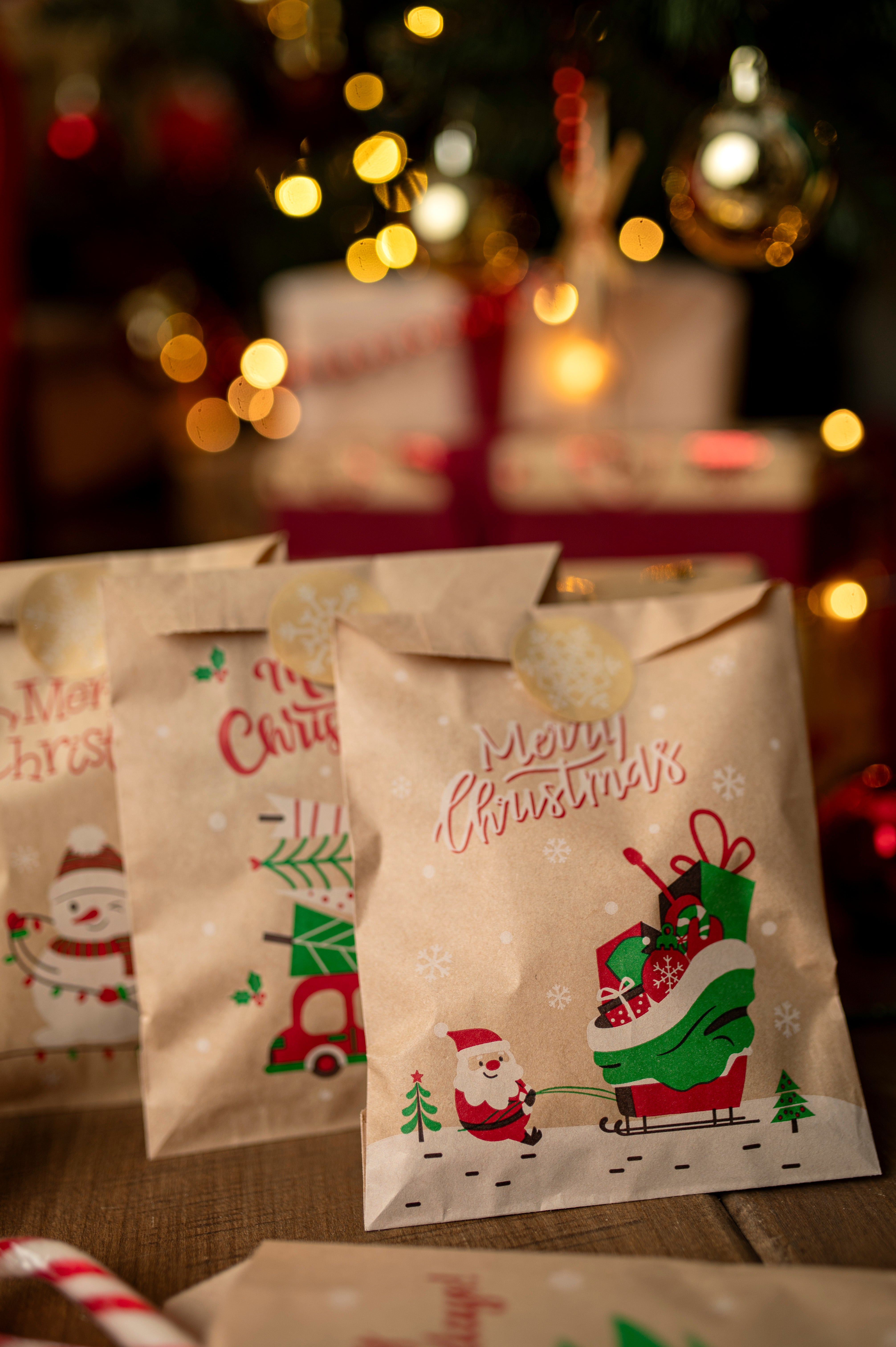 Papierowy kalendarz adwentowy 130x180mm Kraft z naklejkami