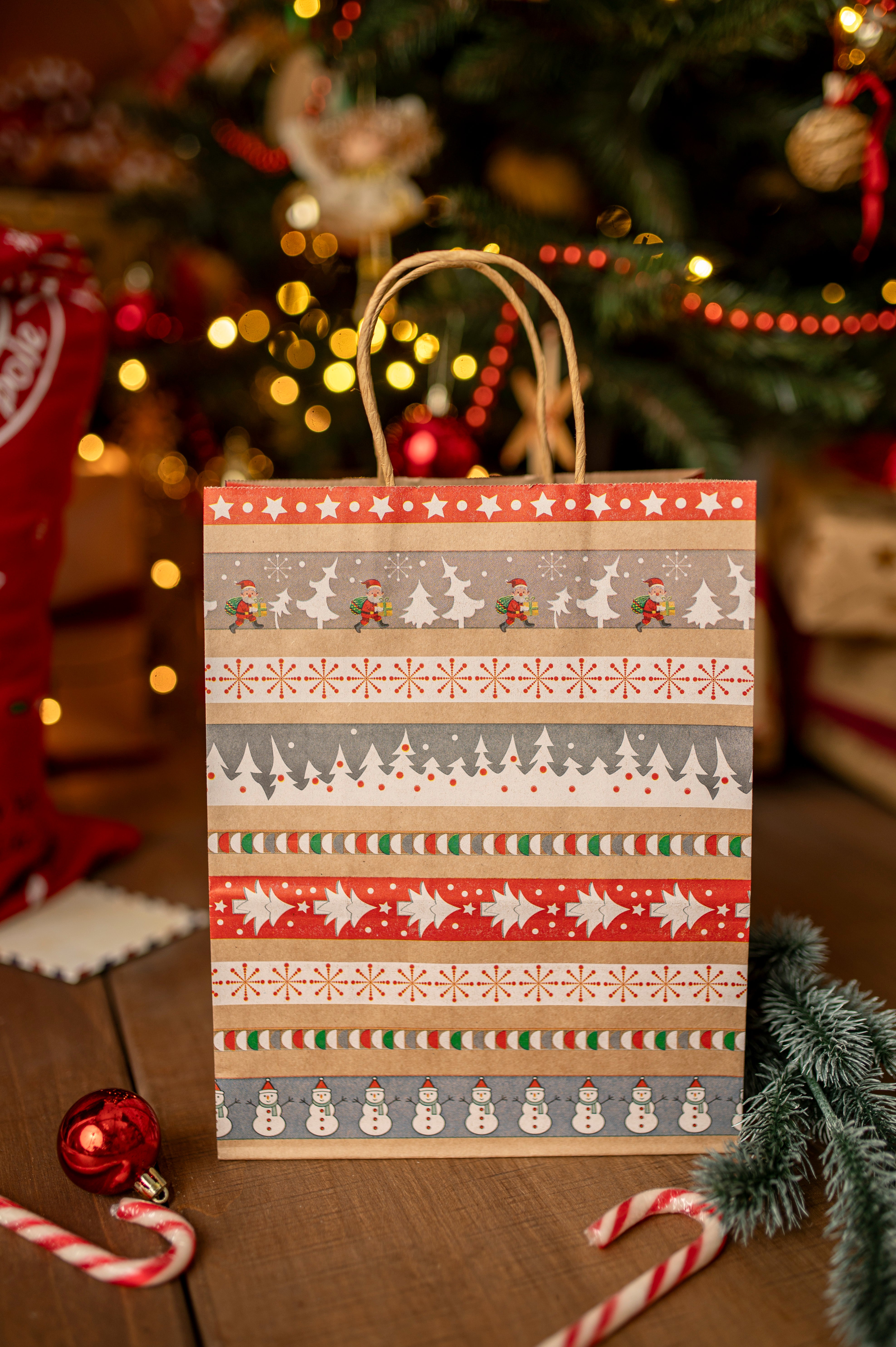 Torba Papierowa z Uchwytem Skręcanym 270x110x210mm Brązowa Wzór Świąteczny 4szt.