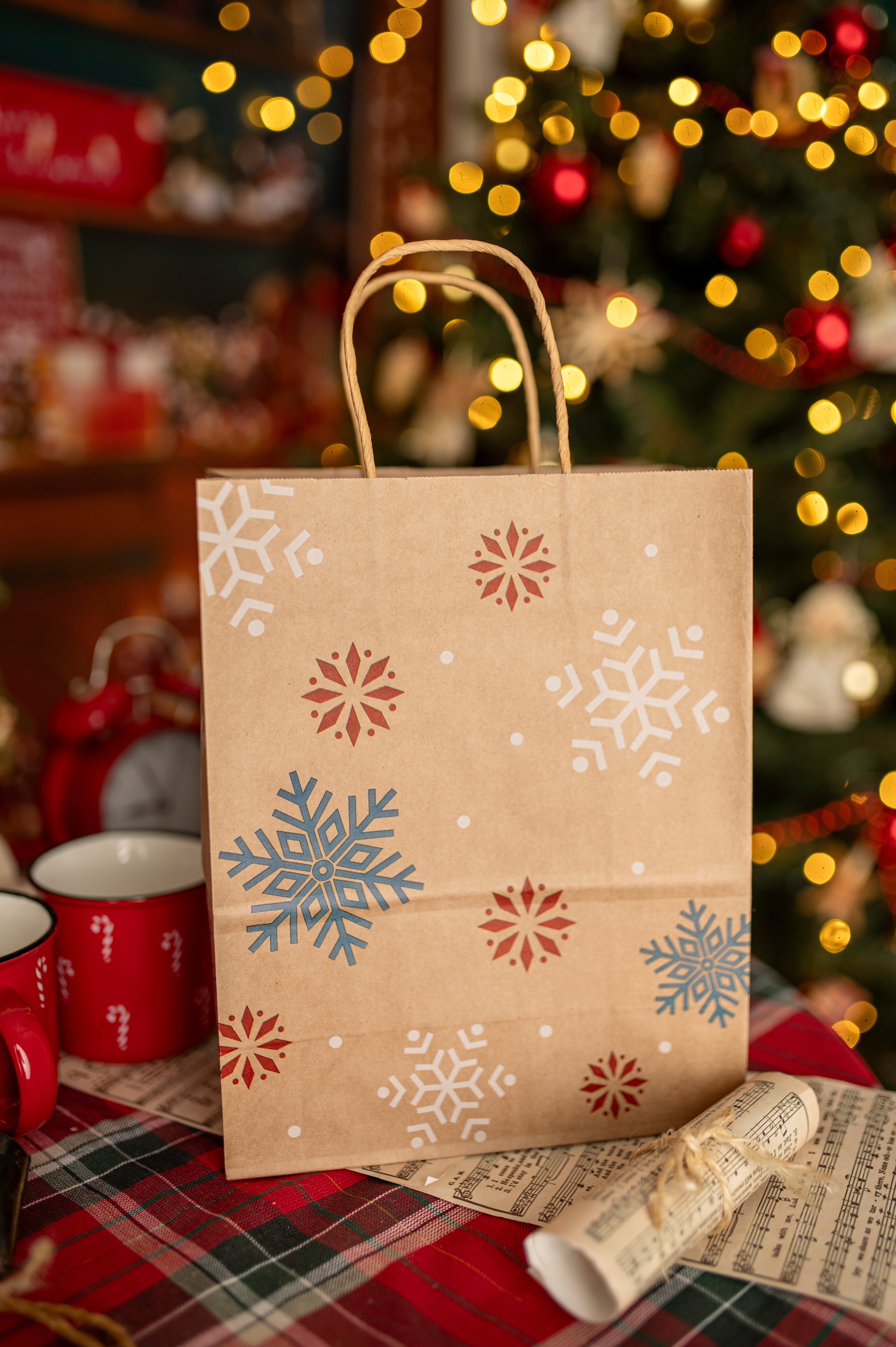 Torba Papierowa z uchwytem skręcanym 330x120x260mm brązowa wzór Świąteczny 4szt.