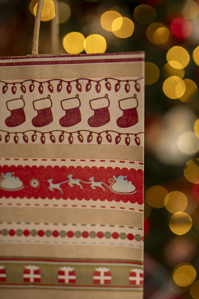 Torba Papierowa z uchwytem skręcanym 210x80x150 brązowa wzór Świąteczny 4szt.