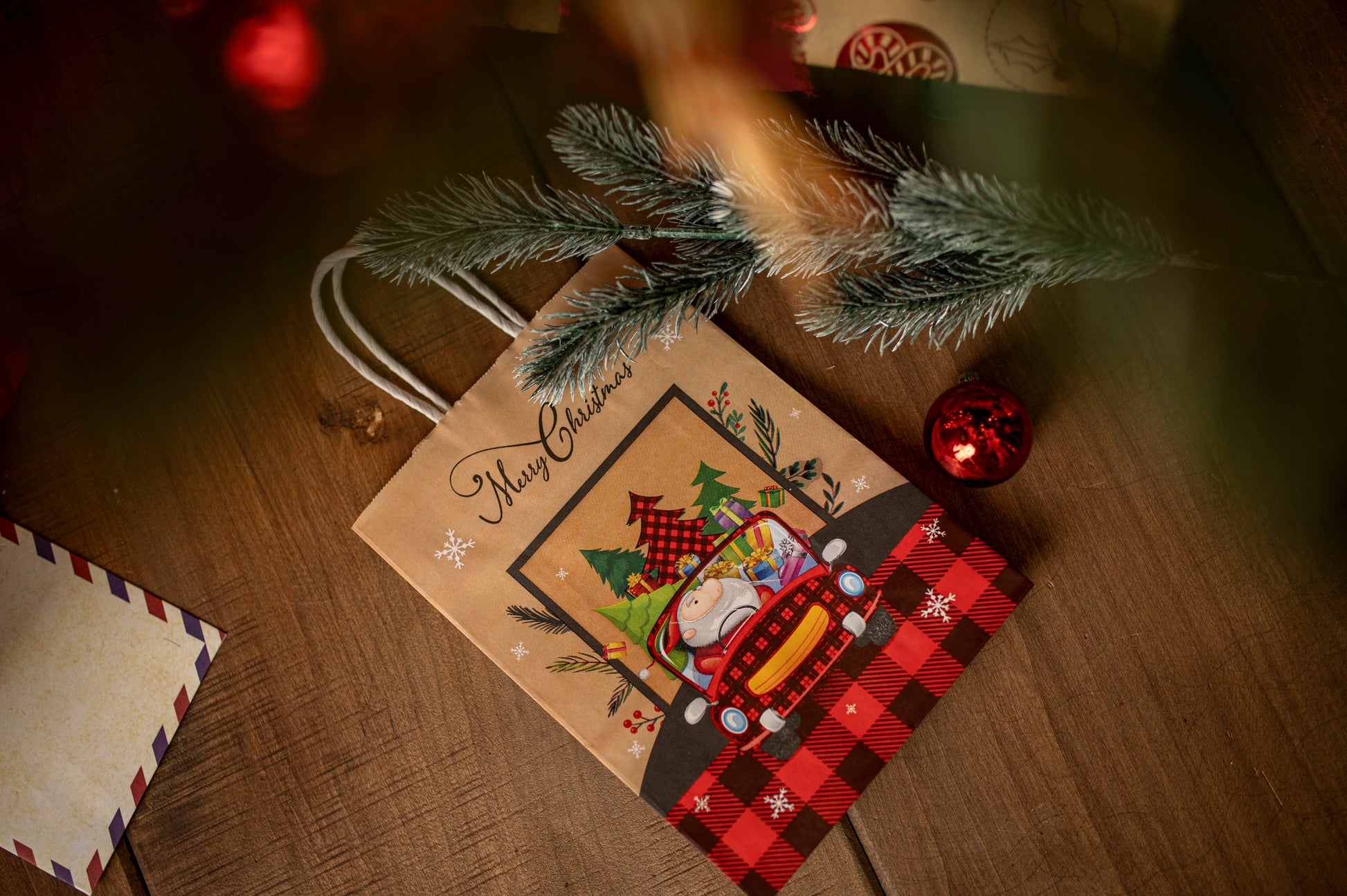 Torba Papierowa z uchwytem skręcanym 270x110x210mm czerwona krata wzór Świąteczny 4szt.