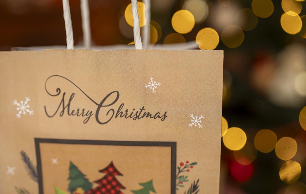 Torba Papierowa z uchwytem skręcanym 210x80x150mm czerwona krata wzór Świąteczny 4sztszt.