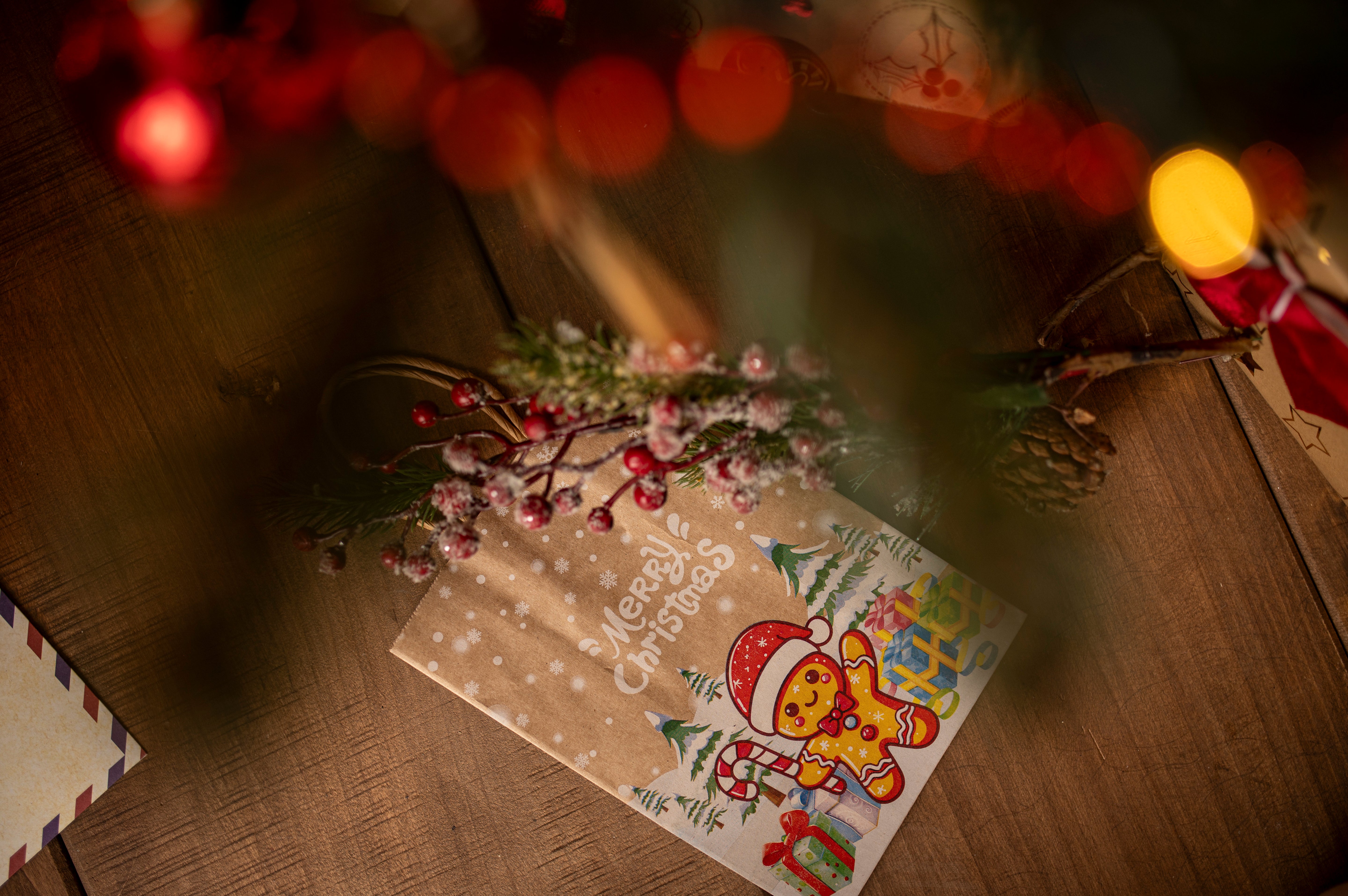 Torba Papierowa z uchwytem skręcanym 210x80x150mm brązowa wzór Świąteczny 4szt.