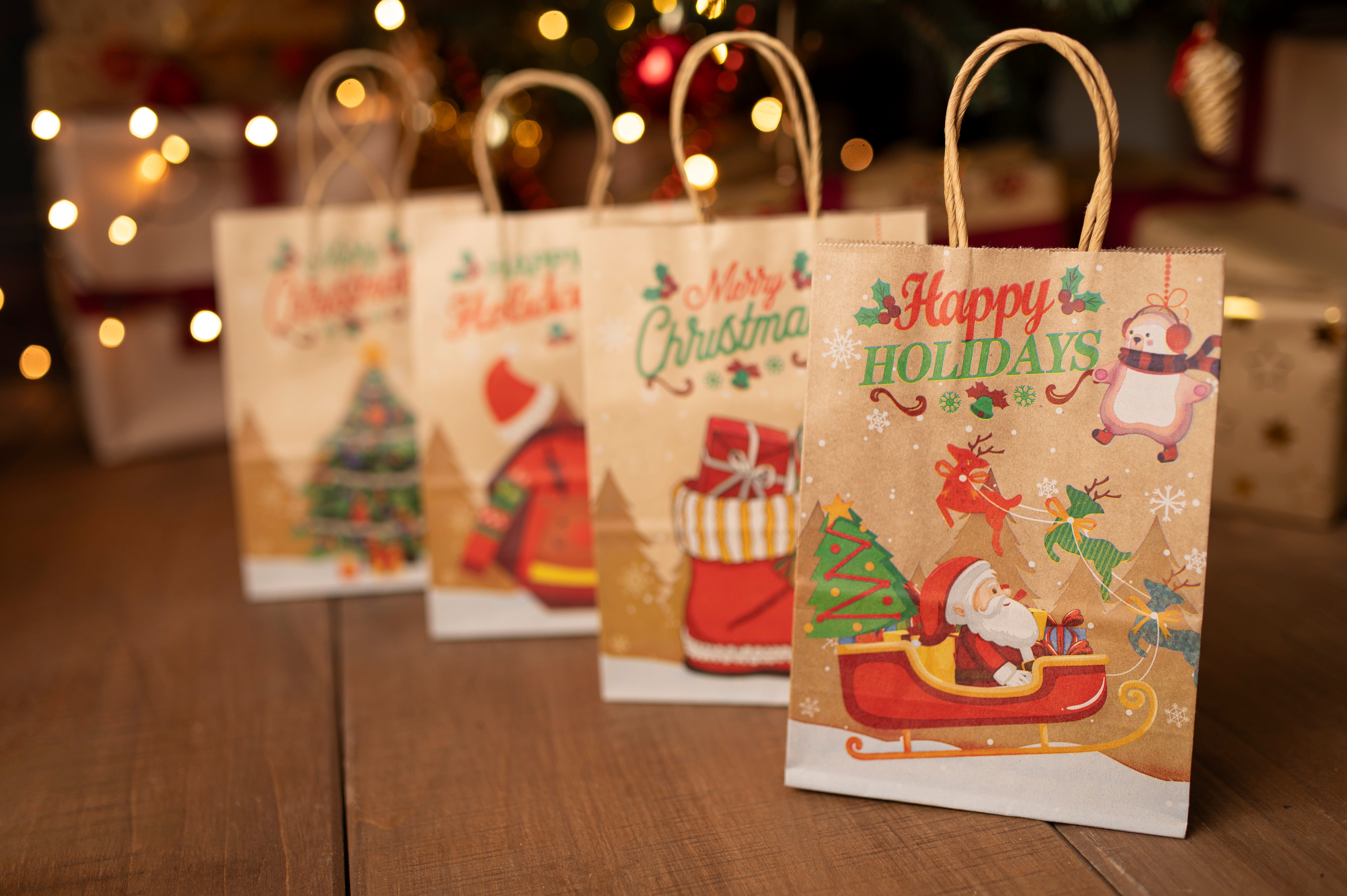 Torba Papierowa z uchwytem skręcanym 270x110x210mm brązowa wzór Świąteczny 4szt.