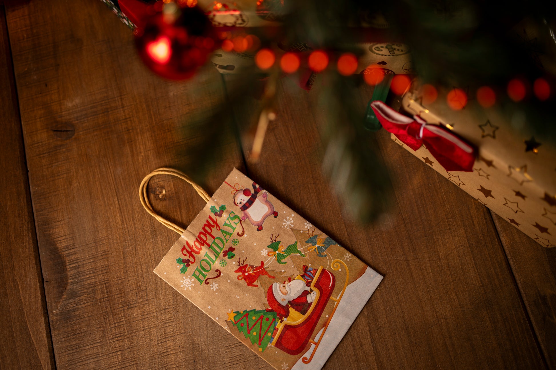 Torba Papierowa z uchwytem skręcanym 330x120x260mm brązowa wzór Świąteczny 4szt.