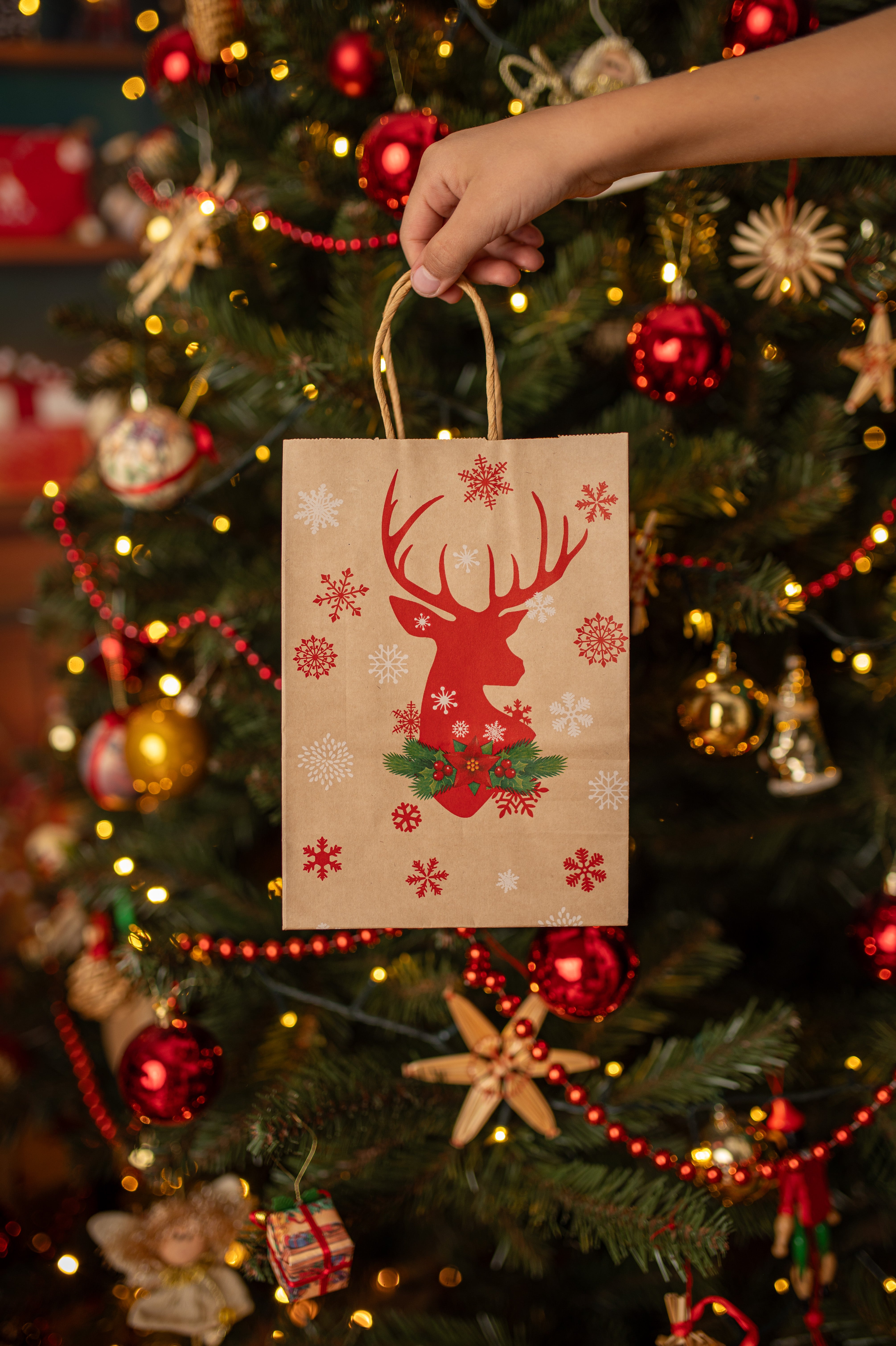 Torba Papierowa z uchwytem skręcanym 330x120x260 brązowa wzór Świąteczny 4szt.