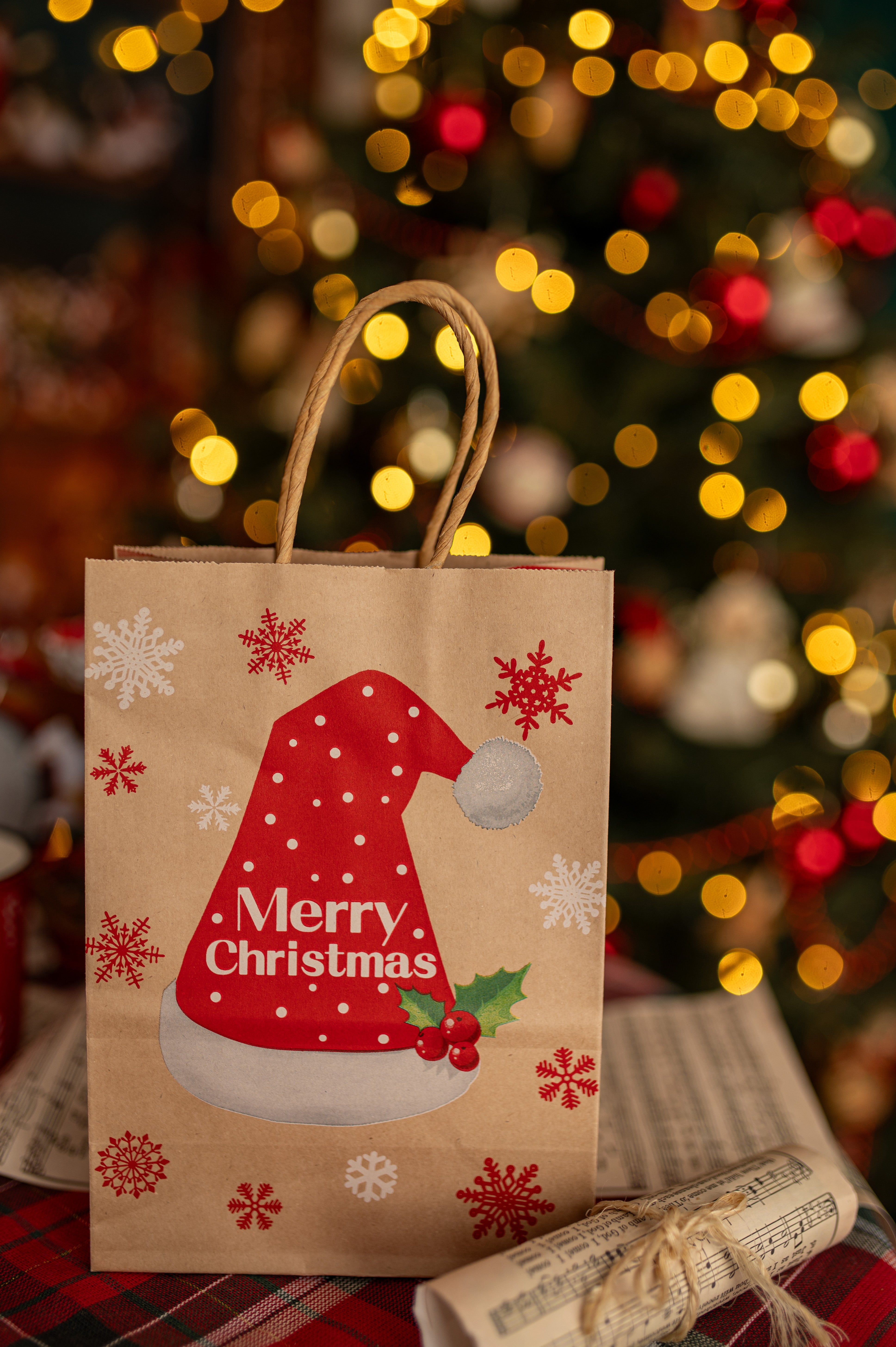 Torba Papierowa z uchwytem skręcanym 330x120x260 brązowa wzór Świąteczny 4szt.