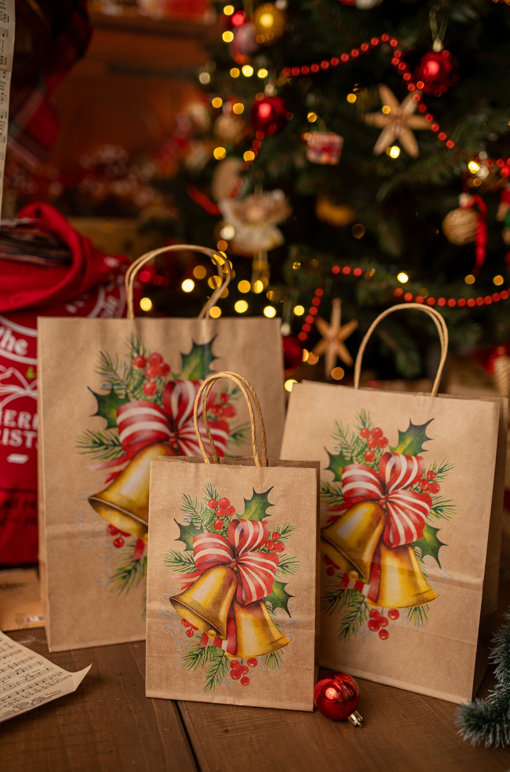 Torba Papierowa z uchwytem skręcanym 270x110x210mm brązowa wzór Choinki 4szt.