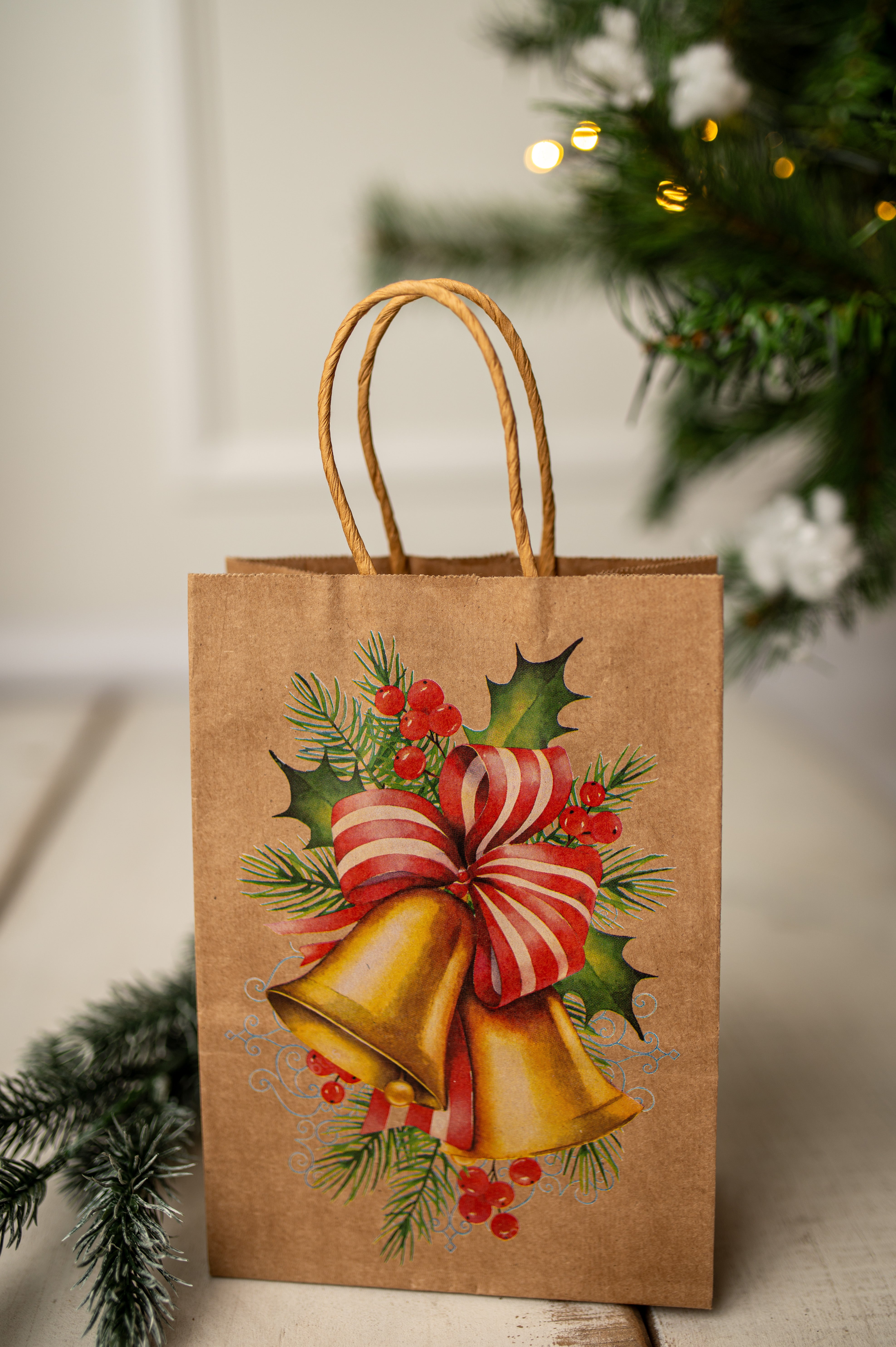 Torba Papierowa z uchwytem skręcanym 270x110x210mm brązowa wzór Choinki 4szt.