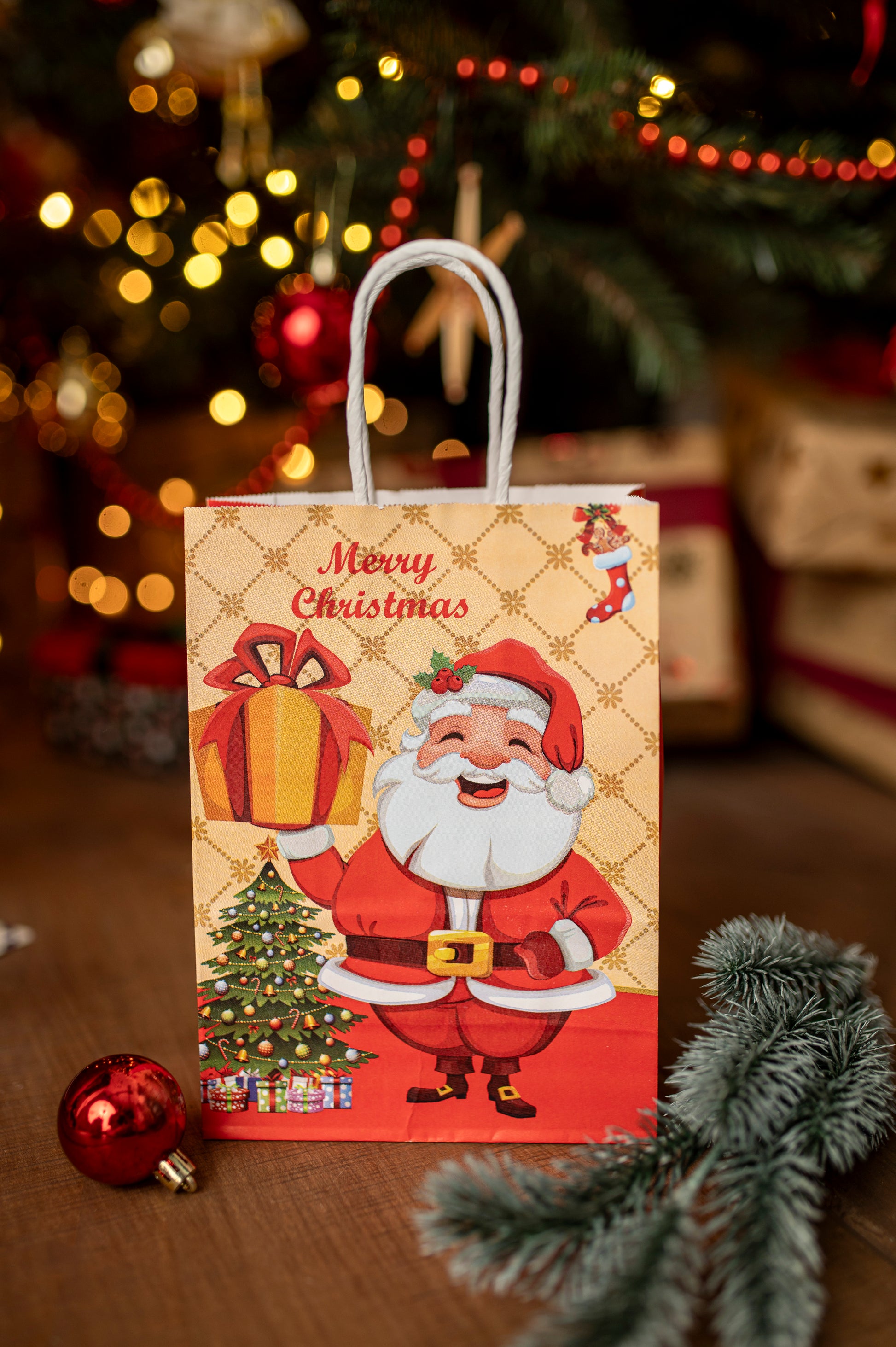 Torba Papierowa z uchwytem skręcanym 270x110x210mm czerwony Mikołaj 4szt.