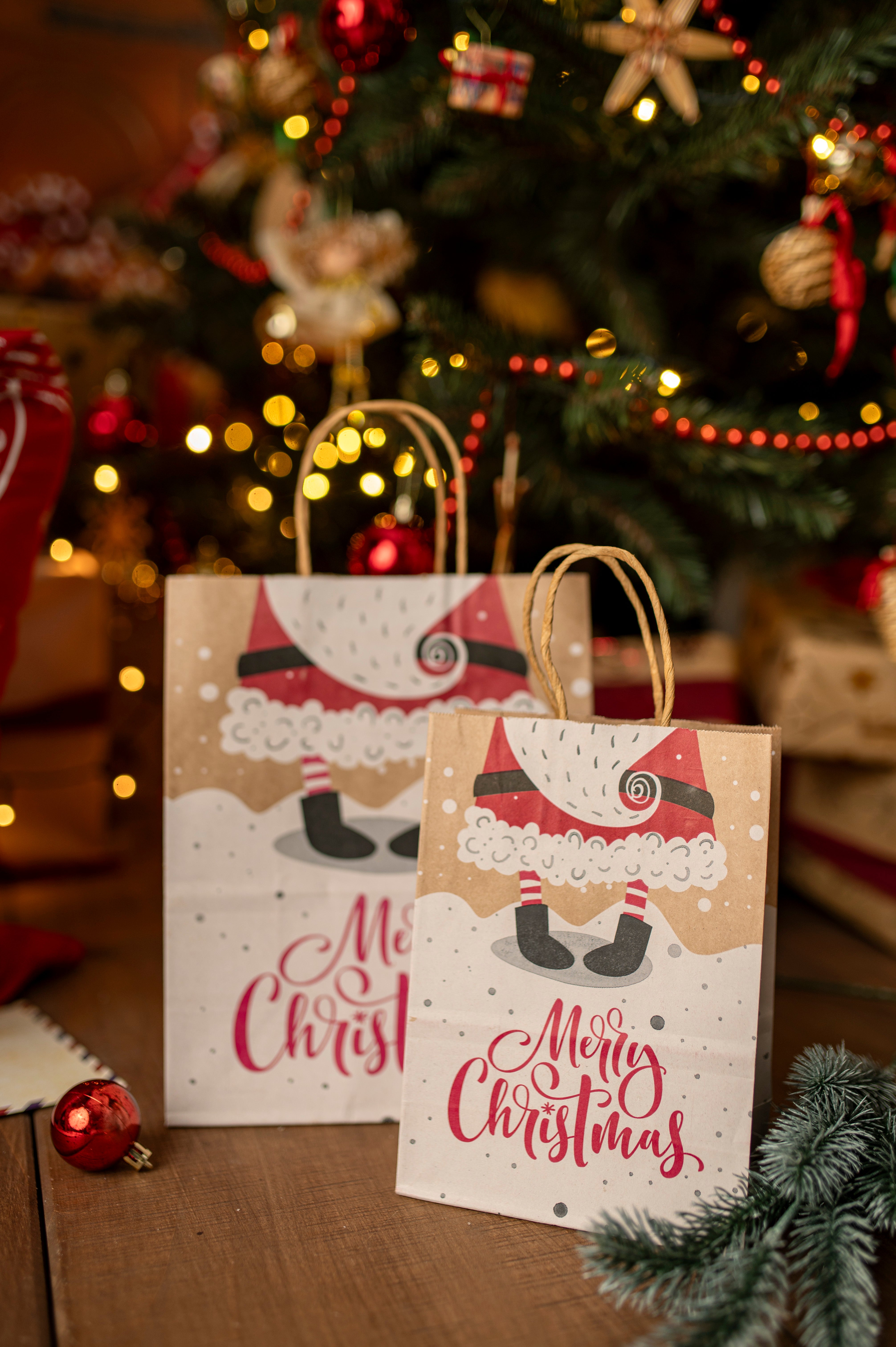 Torba Papierowa z uchwytem skręcanym 270x110x210 brązowa wzór Świąteczny 4szt.