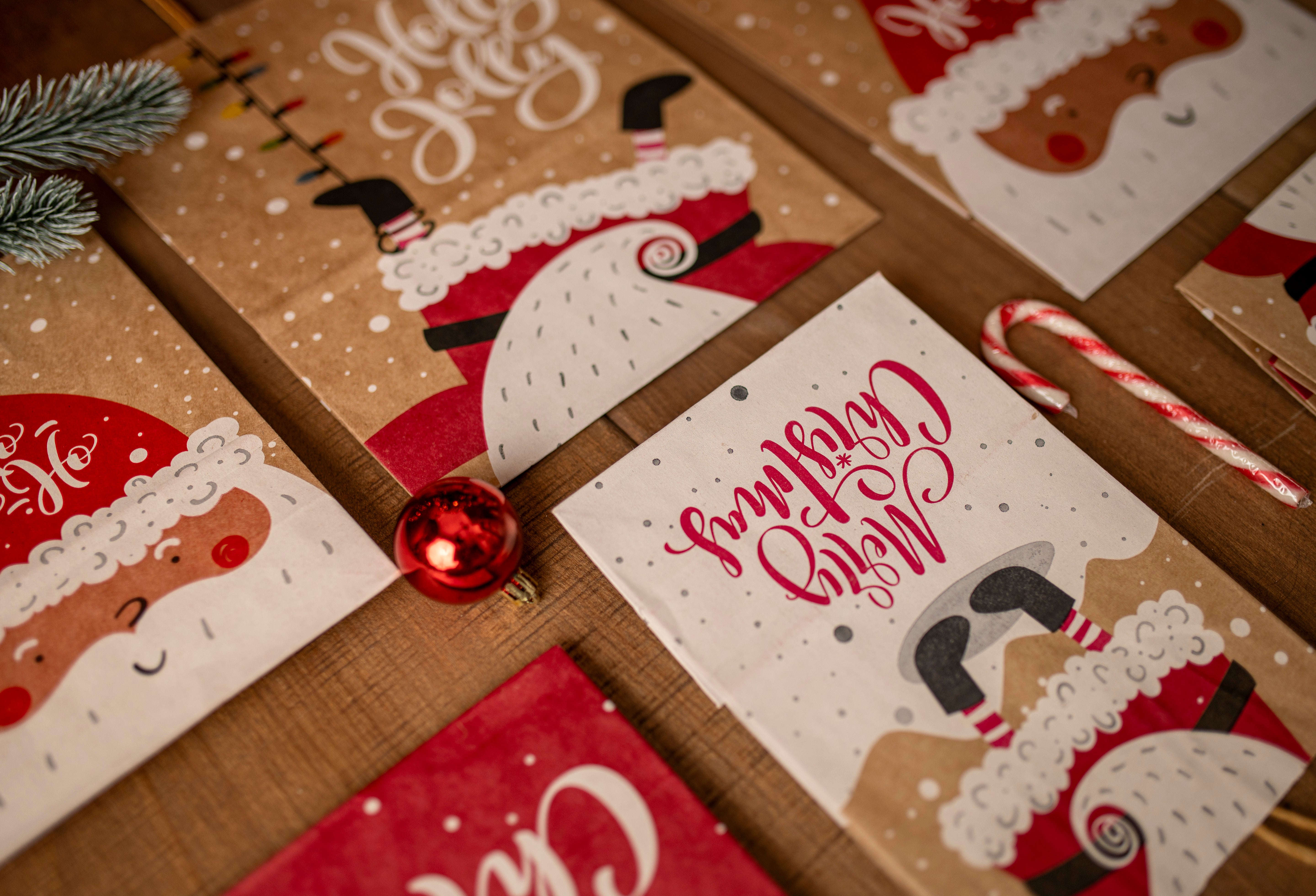 Torba Papierowa z uchwytem skręcanym 210x80x150mm brązowa wzór Świąteczny 4szt.