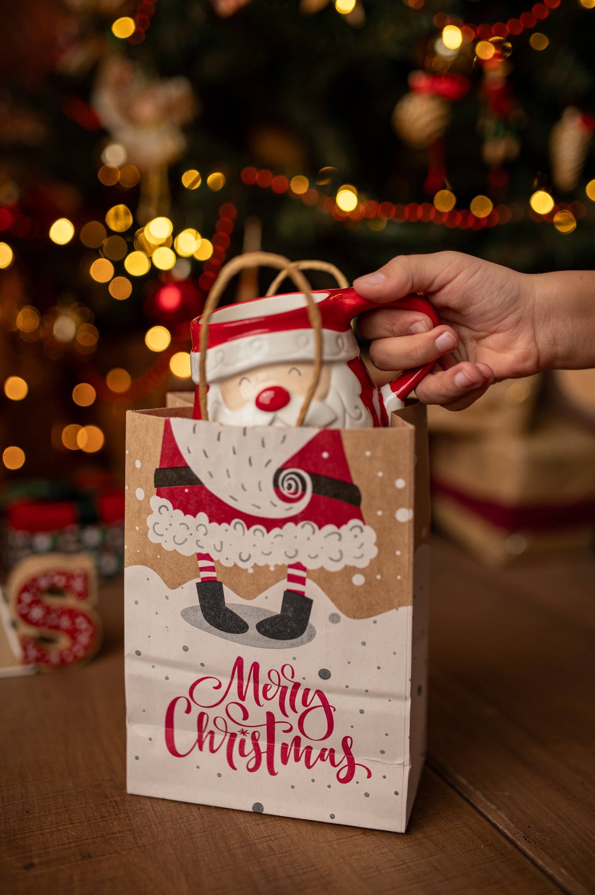 Torba Papierowa z uchwytem skręcanym 270x110x210 brązowa wzór Świąteczny 4szt.