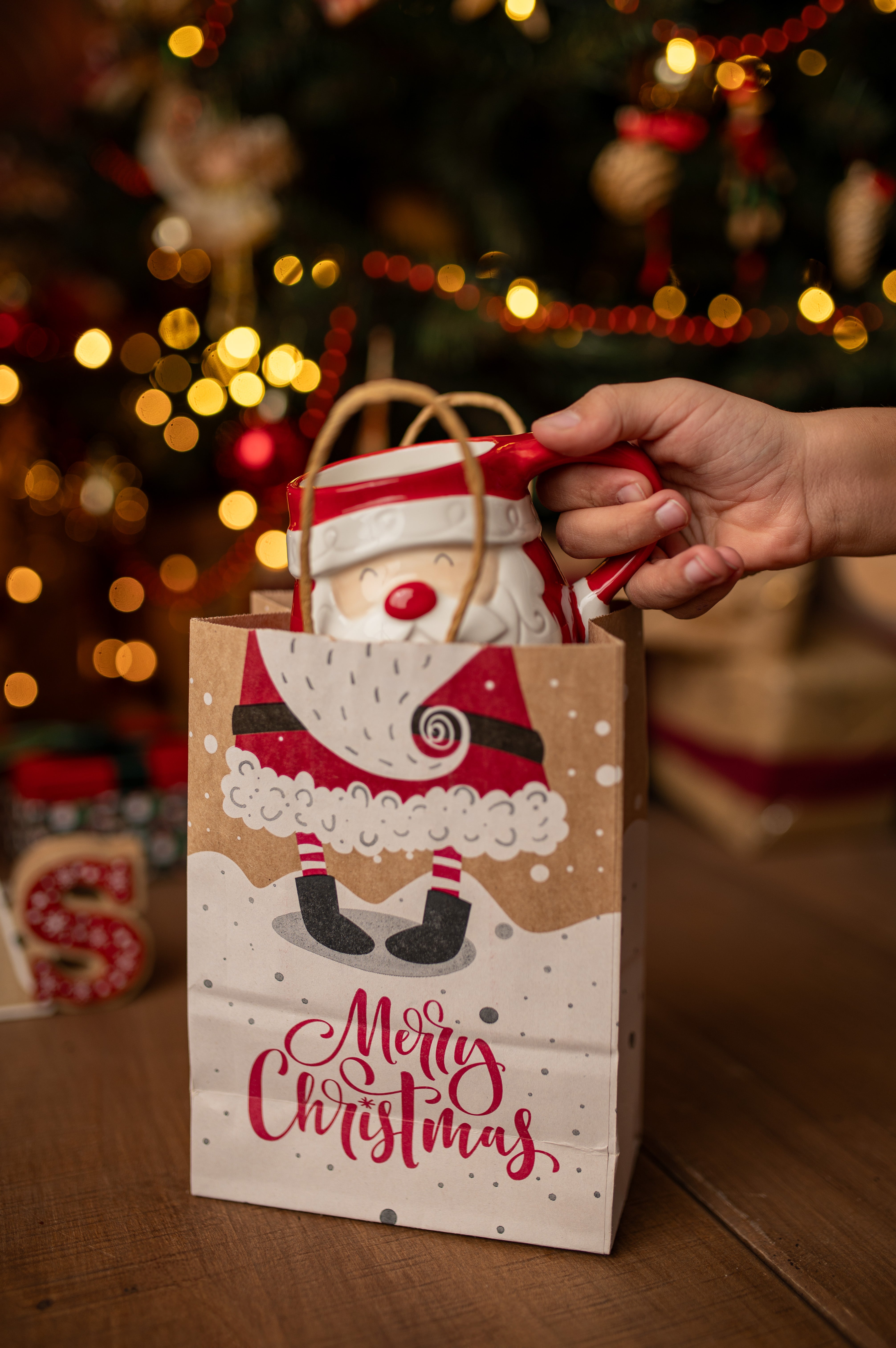 Torba Papierowa z uchwytem skręcanym 270x110x210 brązowa wzór Świąteczny 4szt.