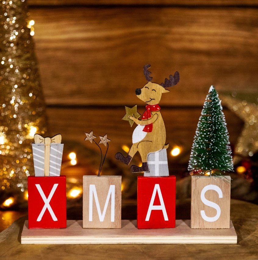 Drewniana figurka świąteczna XMAS z choinką ozdoba stojąca 18,5cm